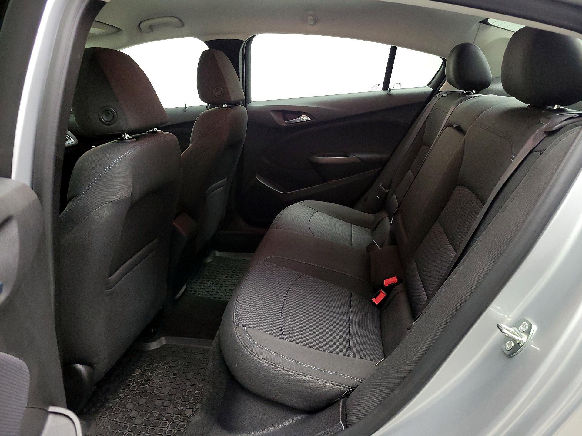 Thumbnail: 2016 Chevrolet Cruze - 19