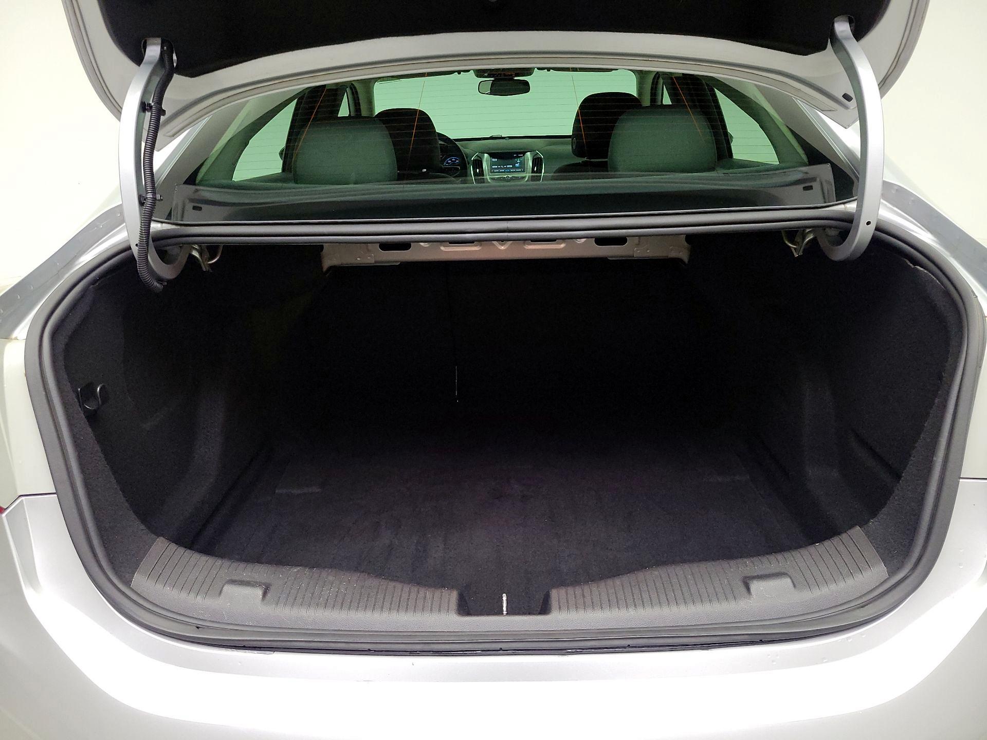 Thumbnail: 2016 Chevrolet Cruze - 20