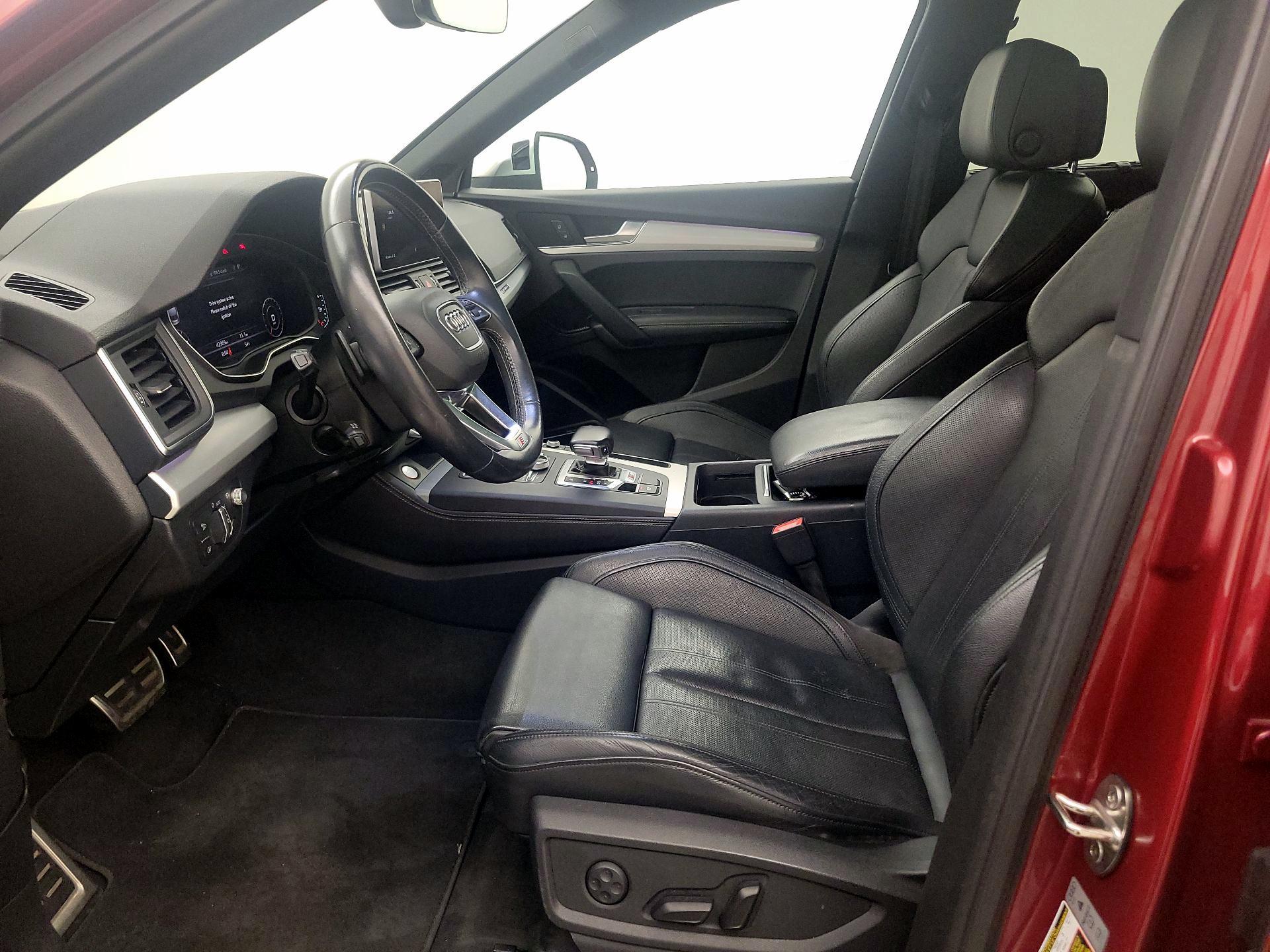 Thumbnail: 2018 Audi SQ5 - 11