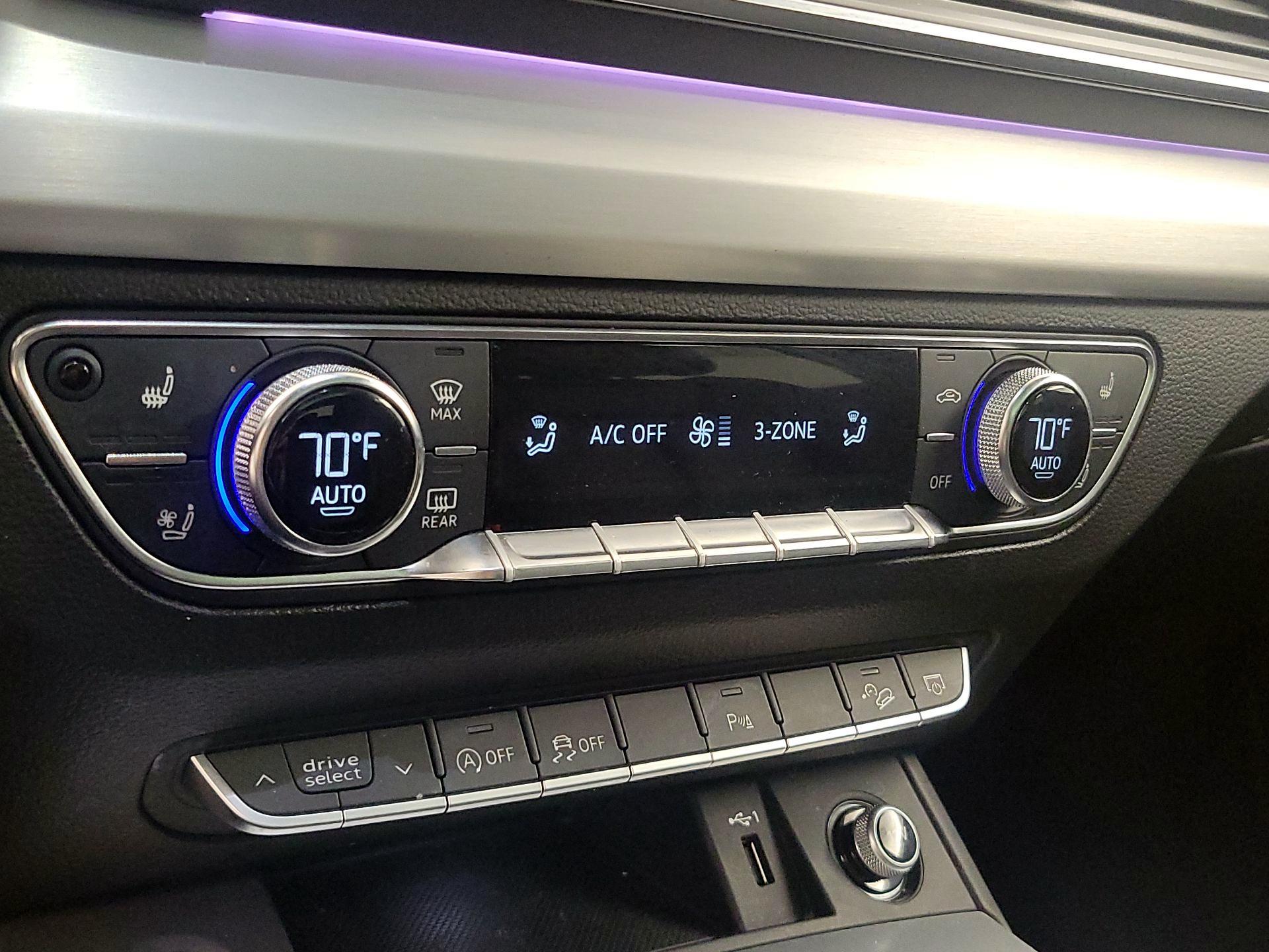 Thumbnail: 2018 Audi SQ5 - 17