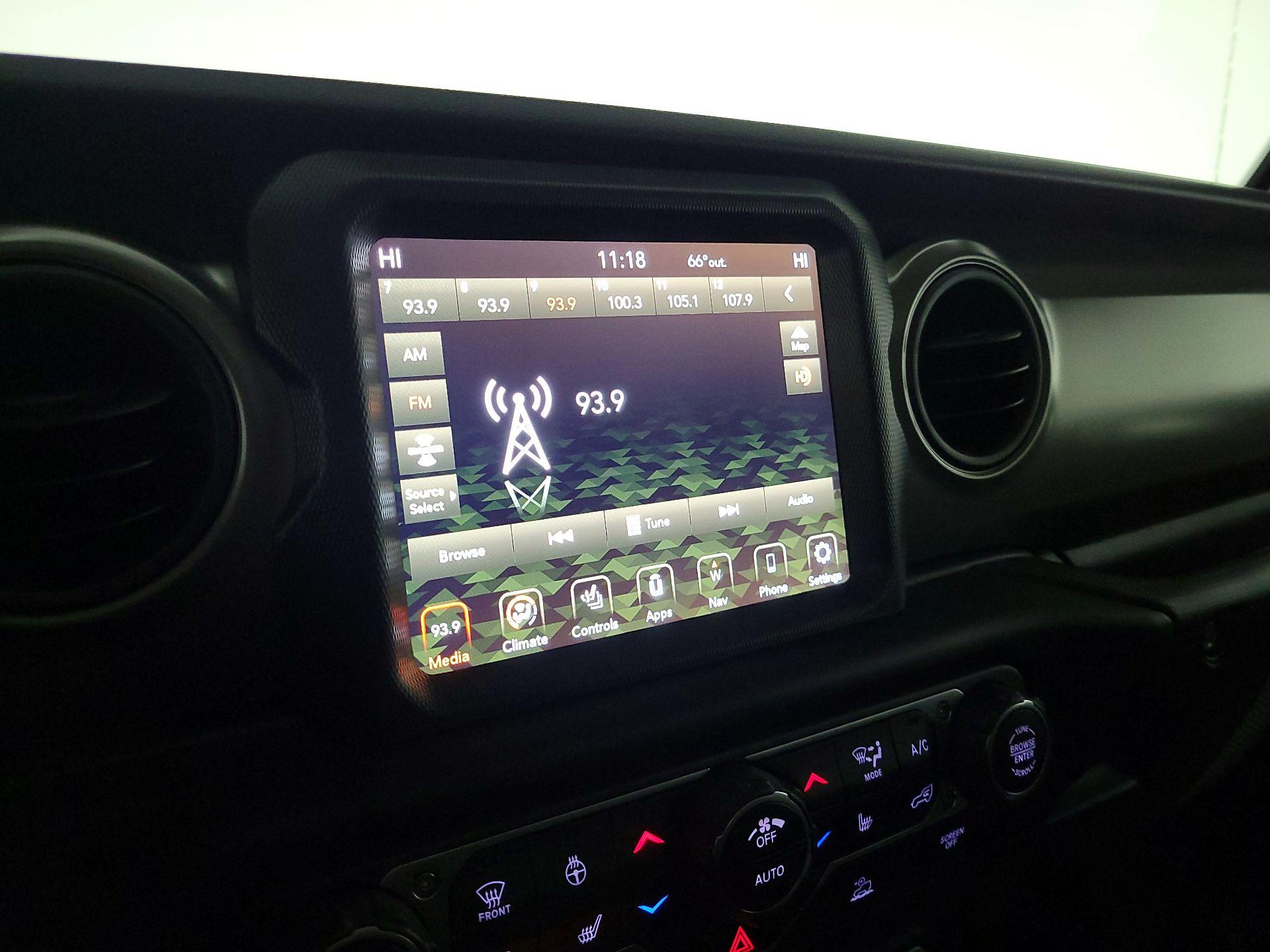 Thumbnail: 2023 Jeep Wrangler - 16