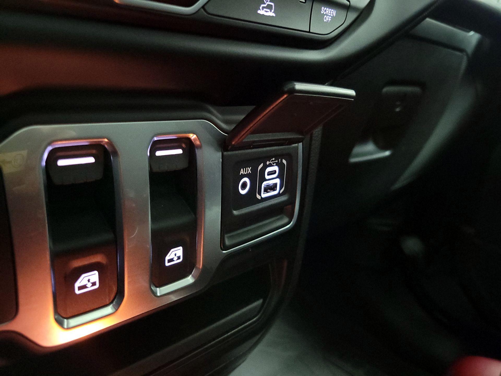 Thumbnail: 2023 Jeep Wrangler - 19