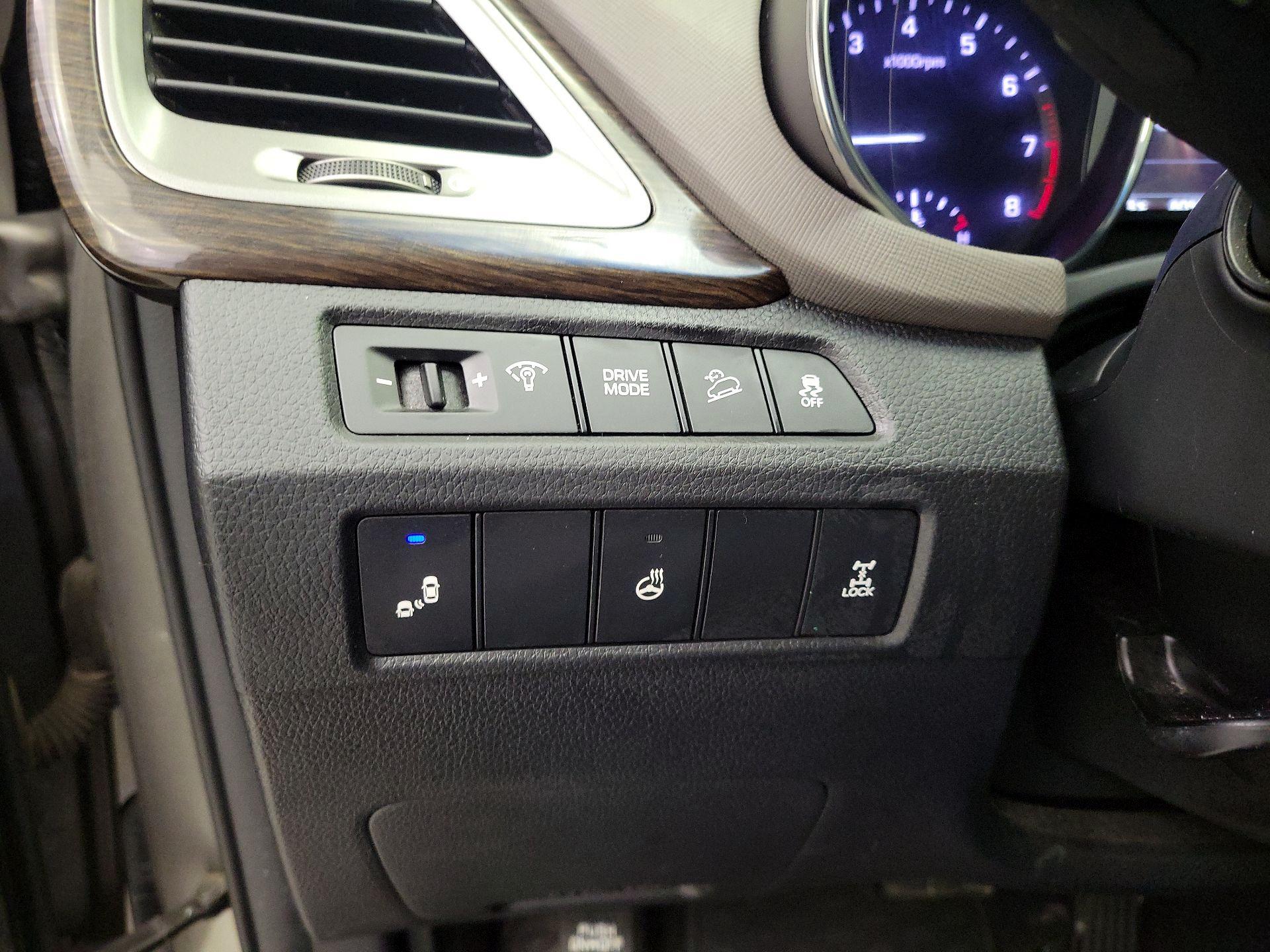 Thumbnail: 2017 Hyundai Santa Fe - 13