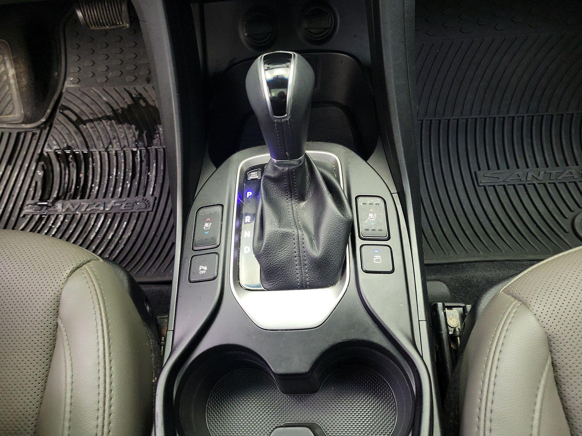 Thumbnail: 2017 Hyundai Santa Fe - 18