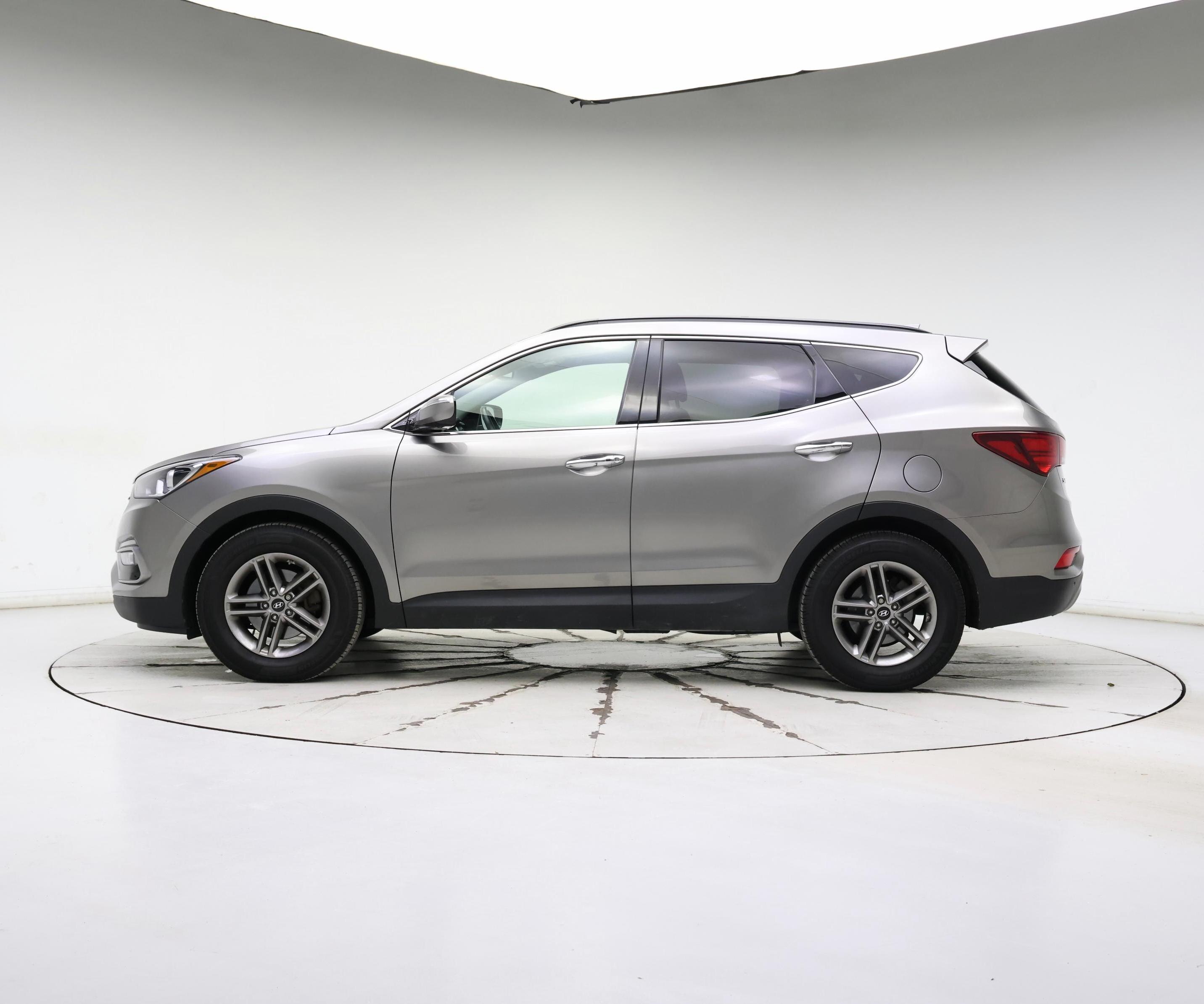 Thumbnail: 2017 Hyundai Santa Fe - 3