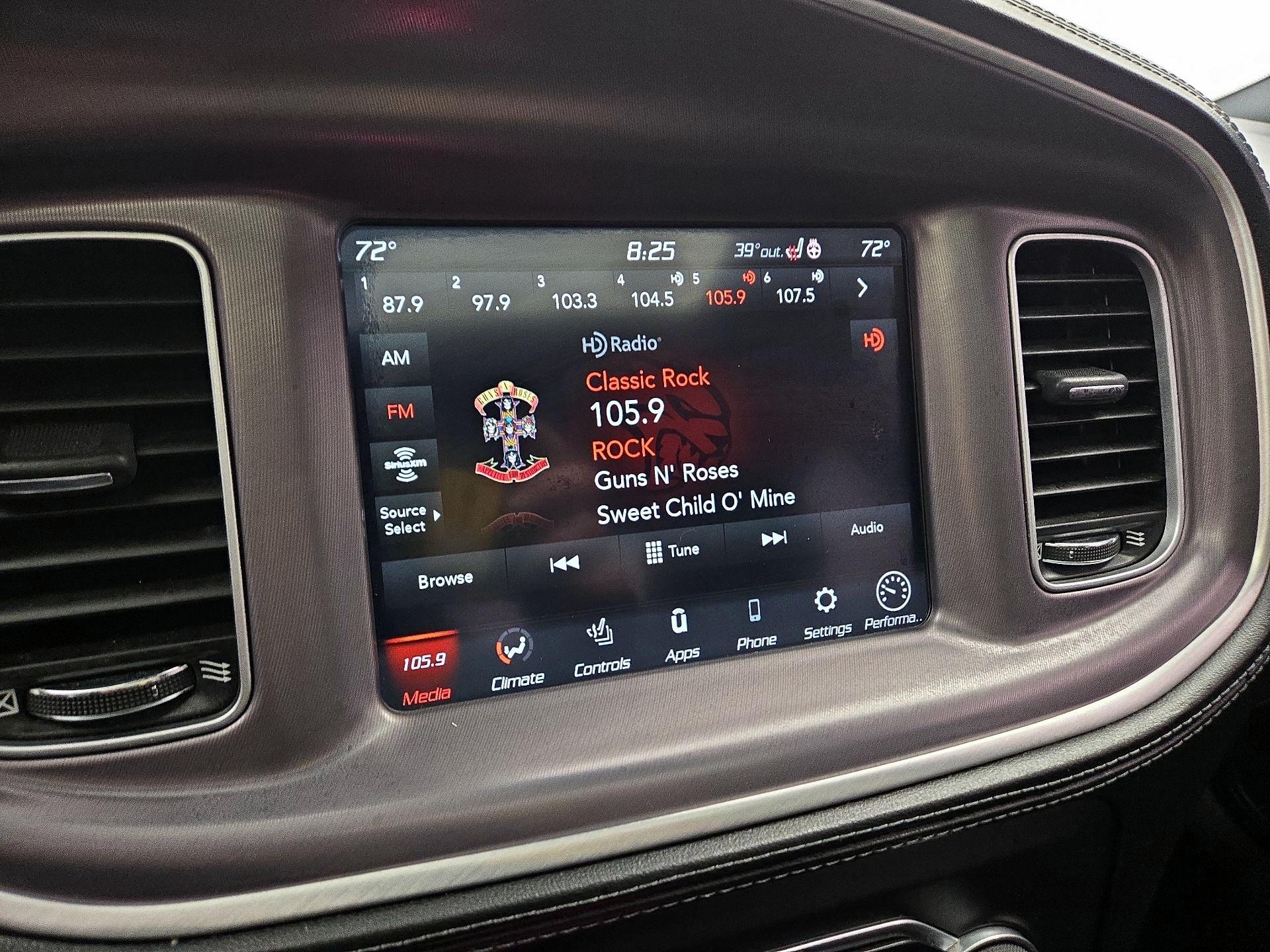 Thumbnail: 2020 Dodge Charger - 15