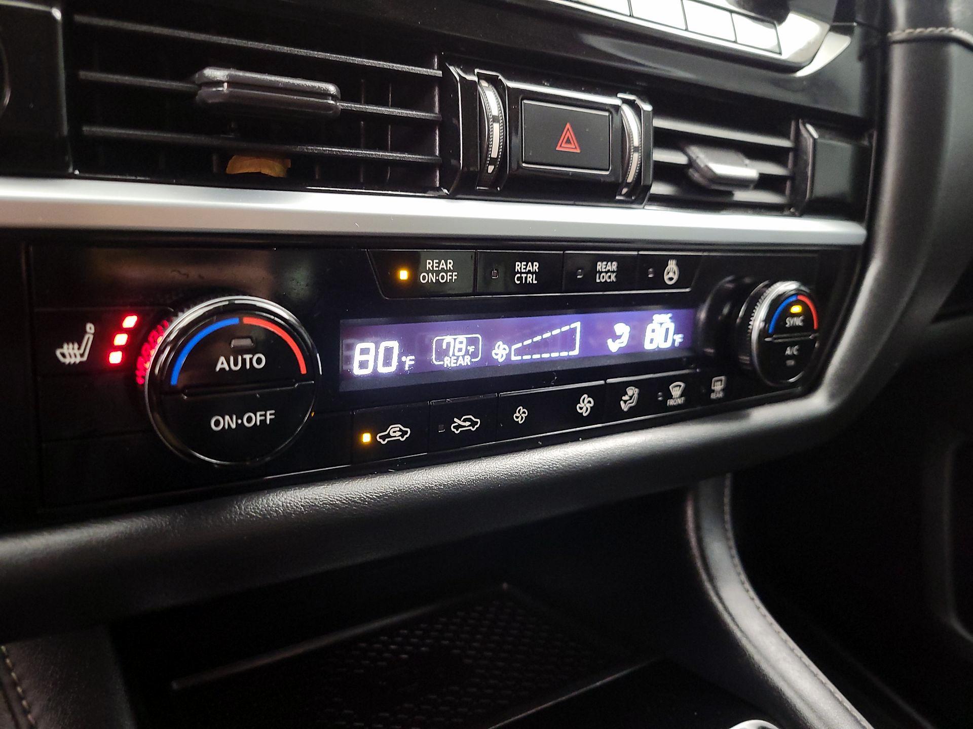 Thumbnail: 2022 Nissan Pathfinder - 17