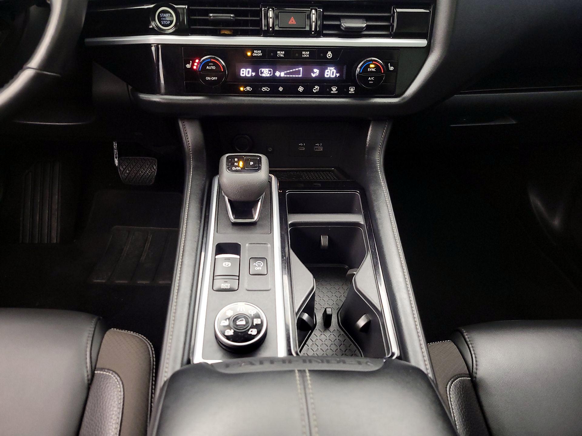 Thumbnail: 2022 Nissan Pathfinder - 18