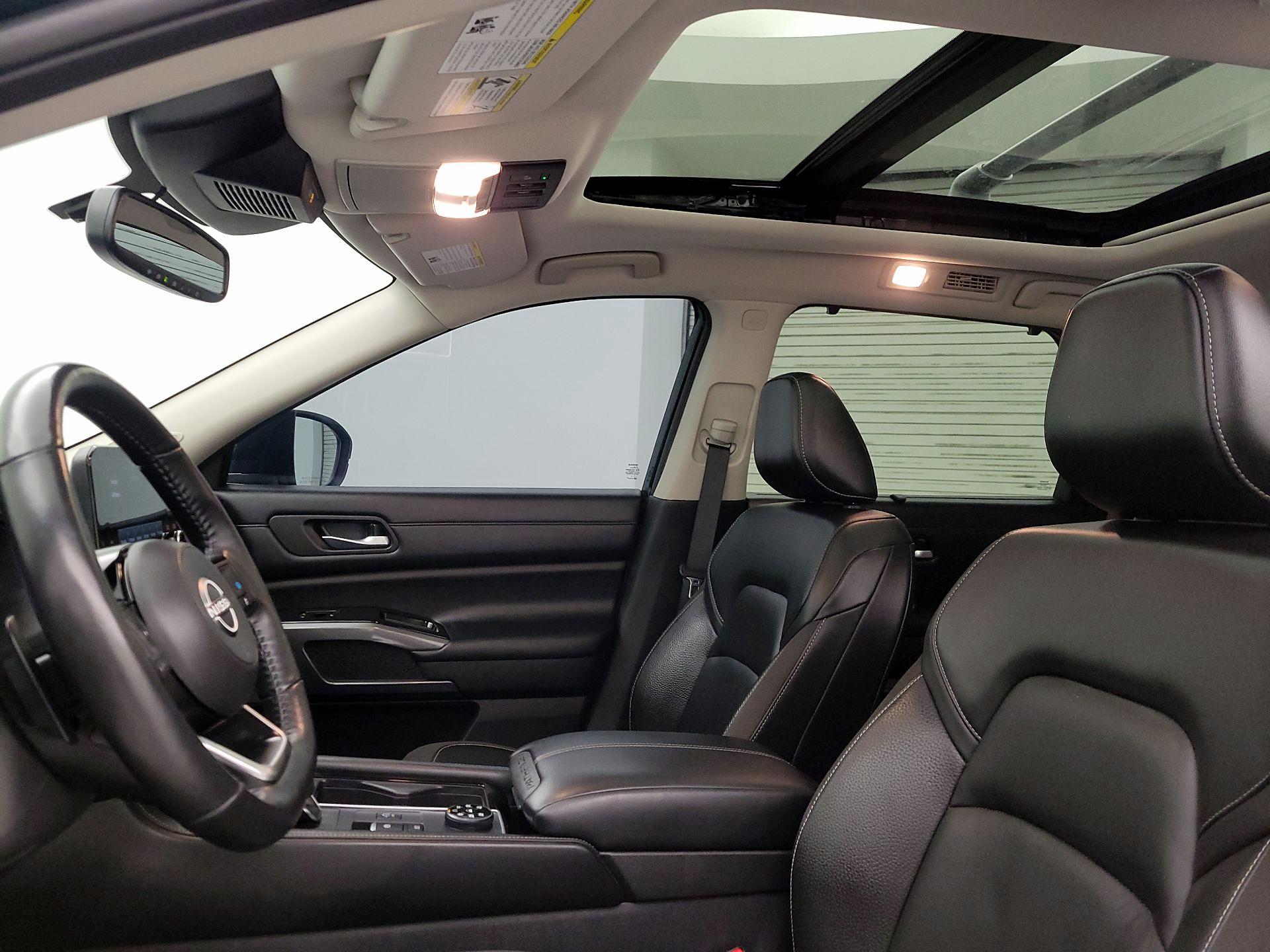 Thumbnail: 2022 Nissan Pathfinder - 20