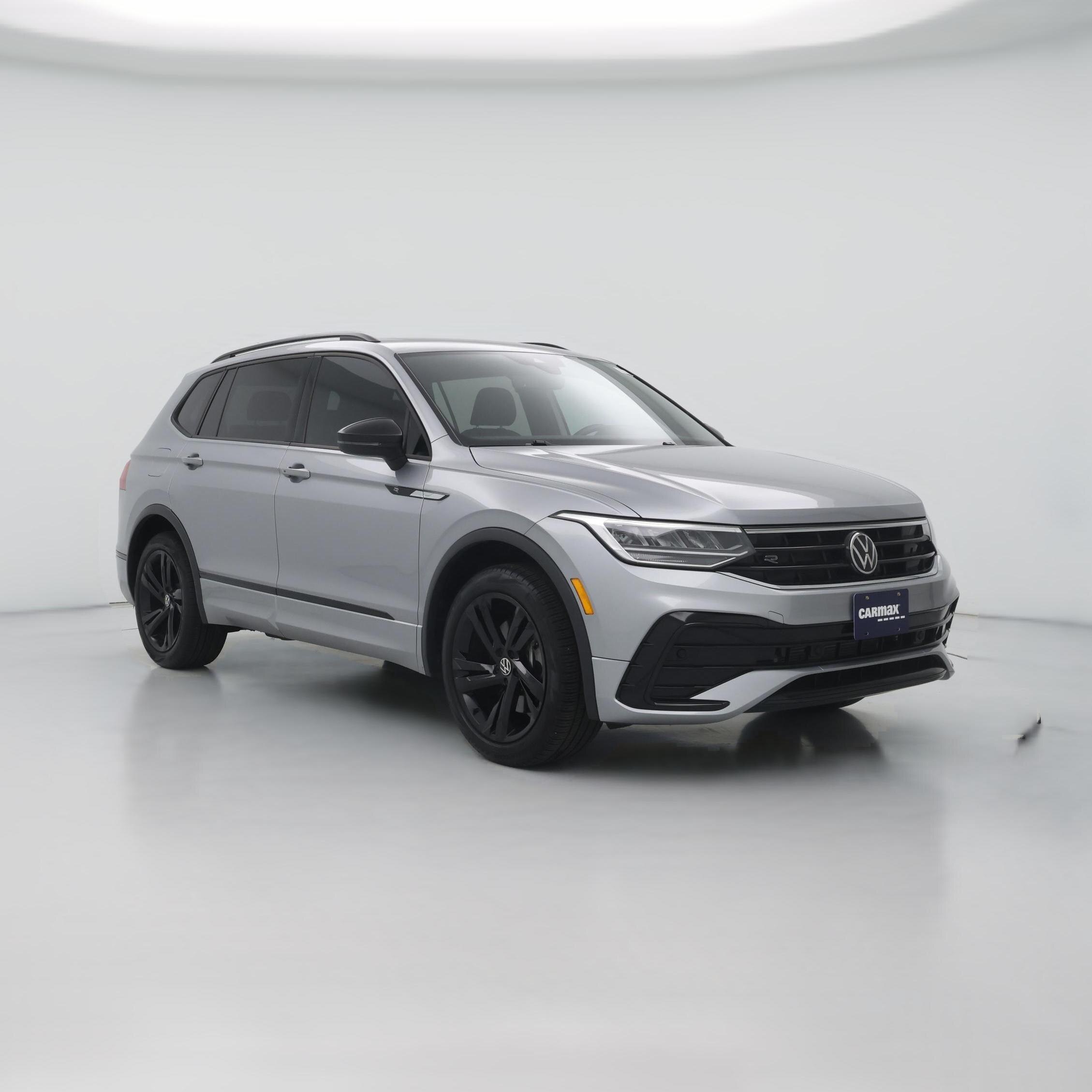 Thumbnail: 2023 Volkswagen Tiguan - 1