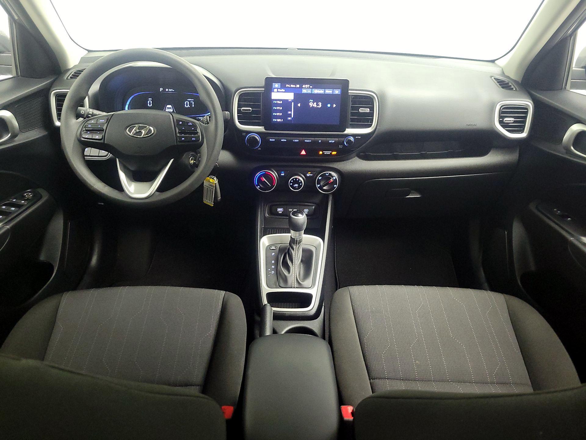 Thumbnail: 2024 Hyundai Venue - 9