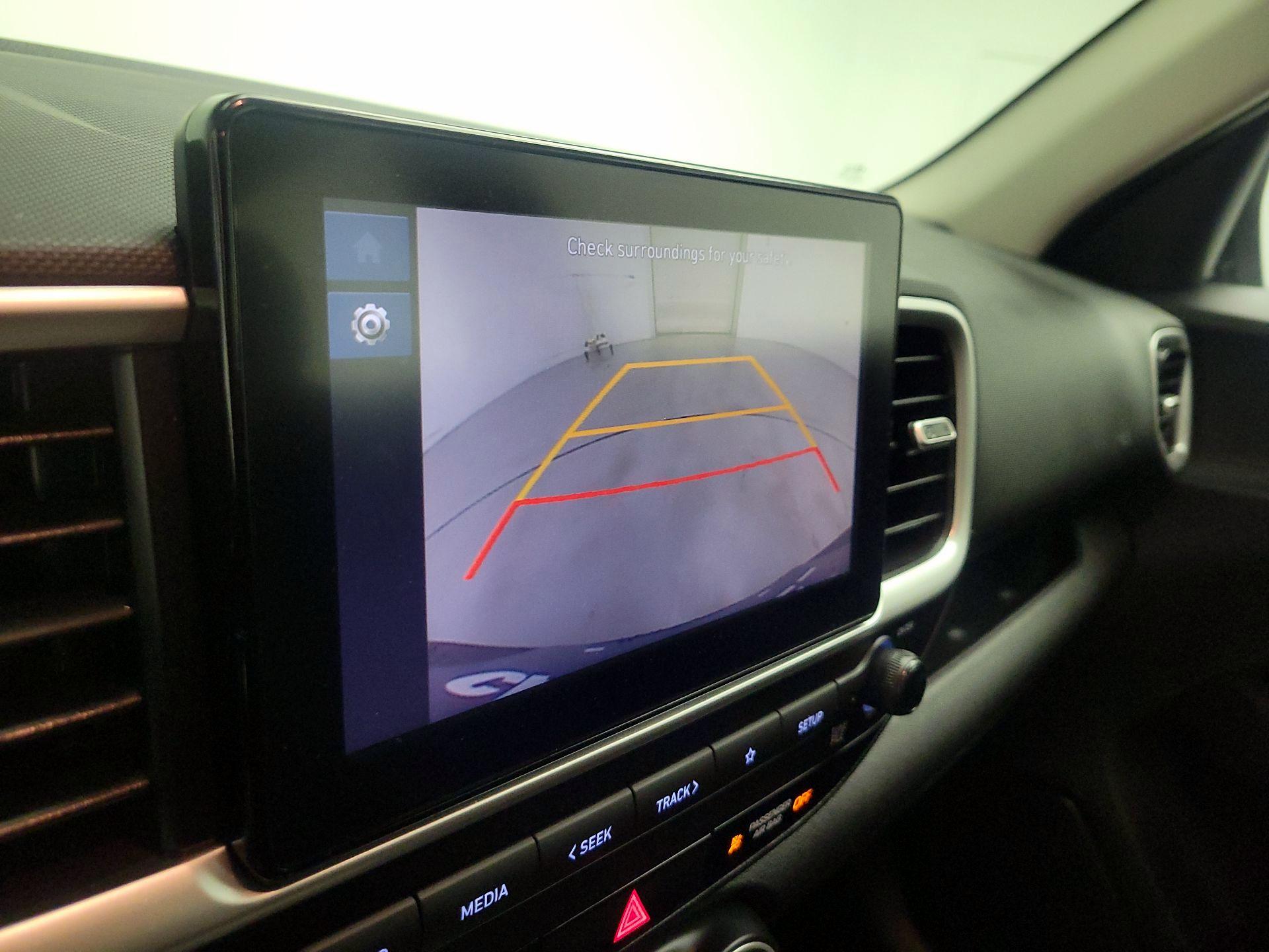 Thumbnail: 2024 Hyundai Venue - 13