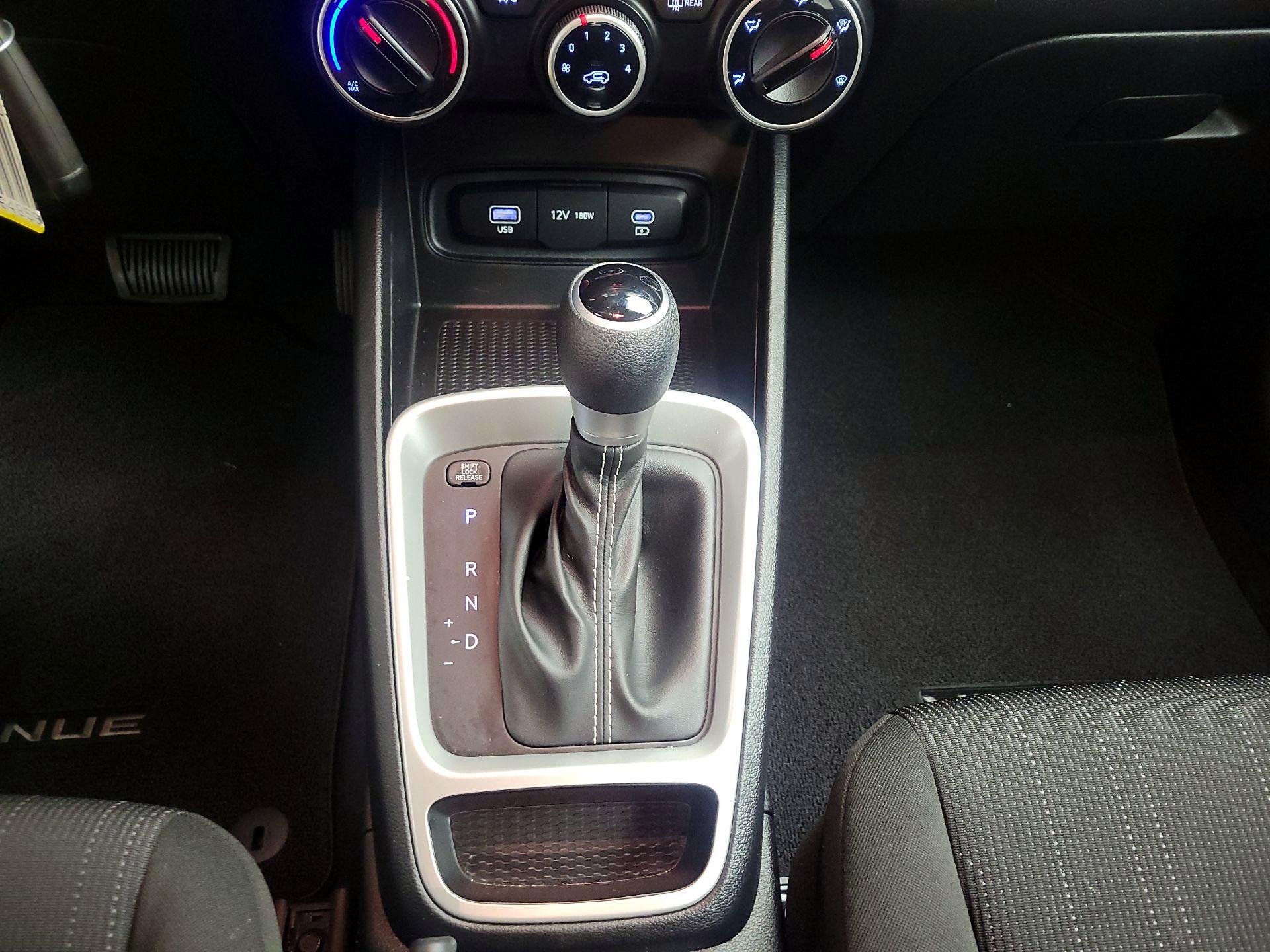 Thumbnail: 2024 Hyundai Venue - 16