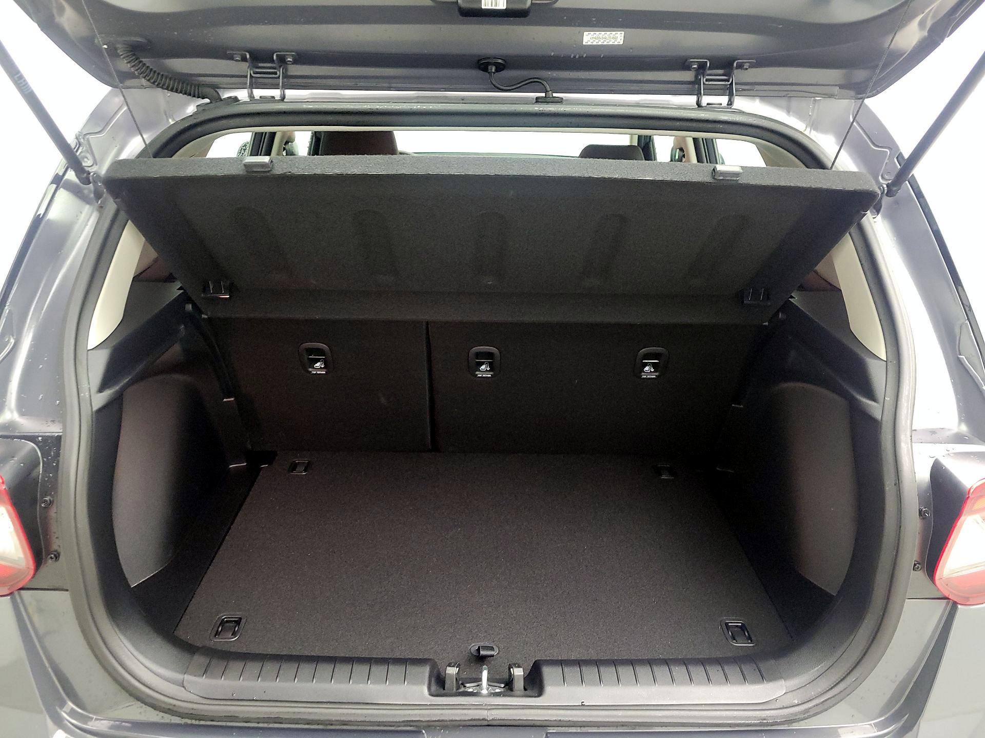 Thumbnail: 2024 Hyundai Venue - 18