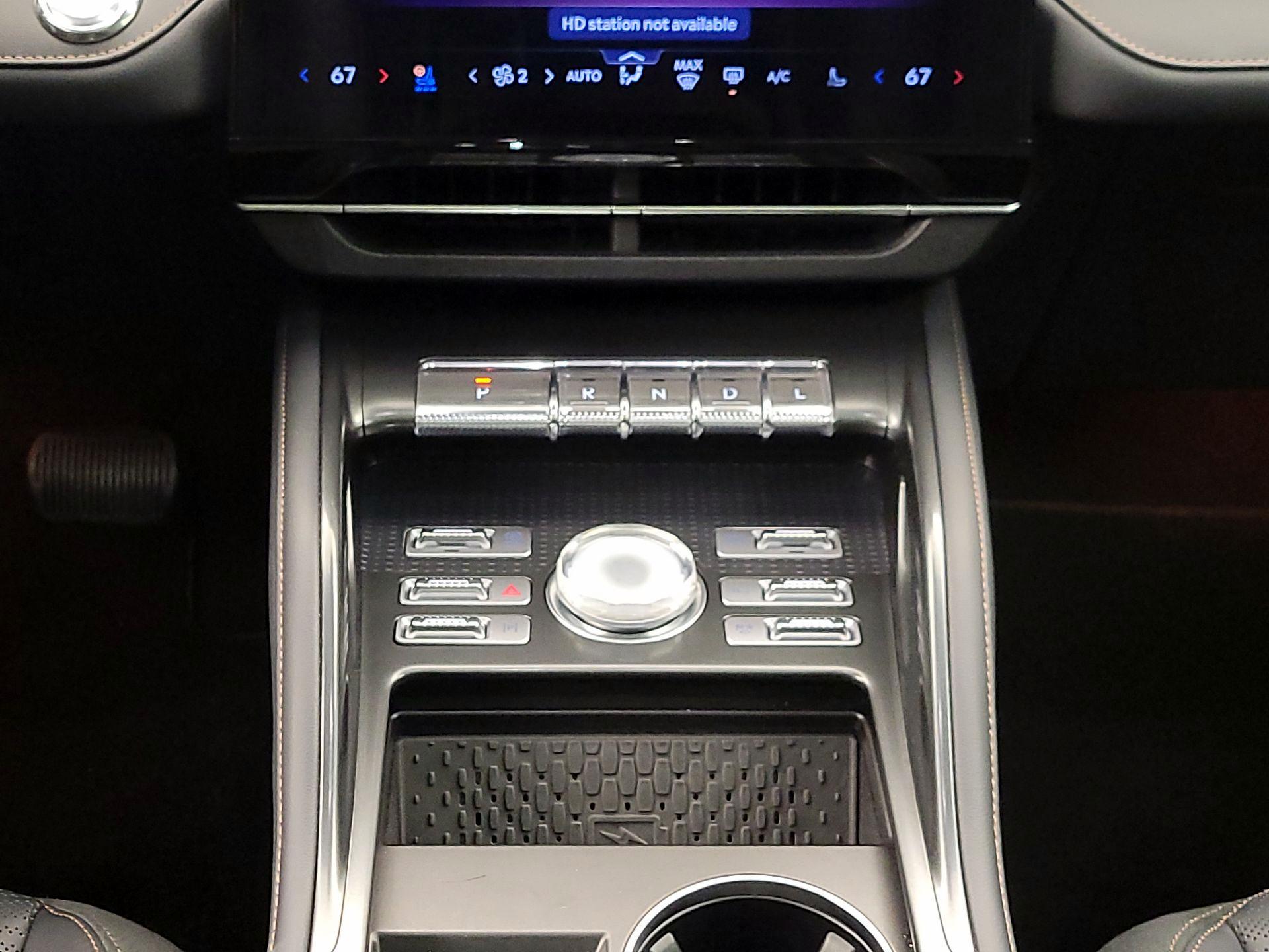 Thumbnail: 2024 Lincoln Nautilus - 18