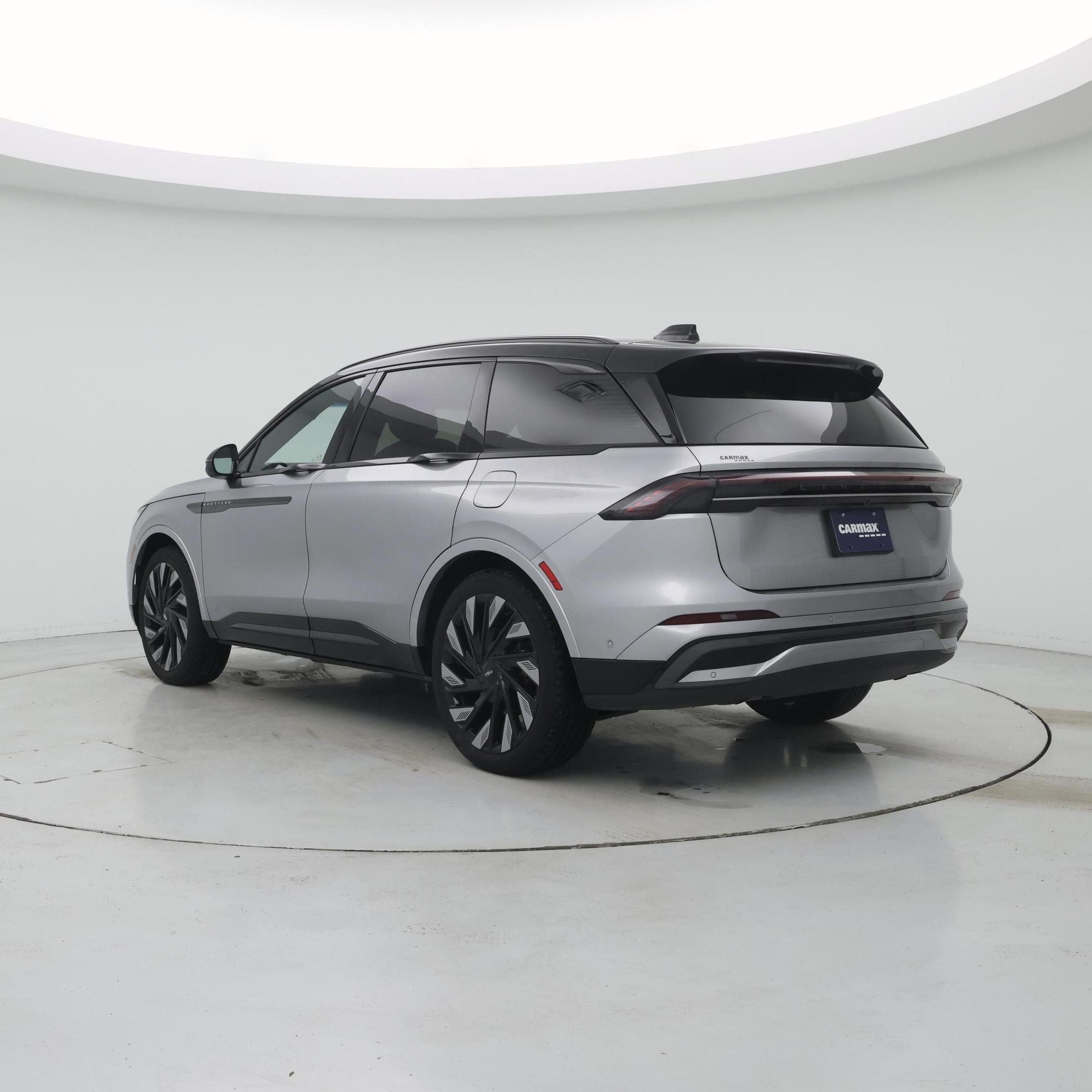 Thumbnail: 2024 Lincoln Nautilus - 2