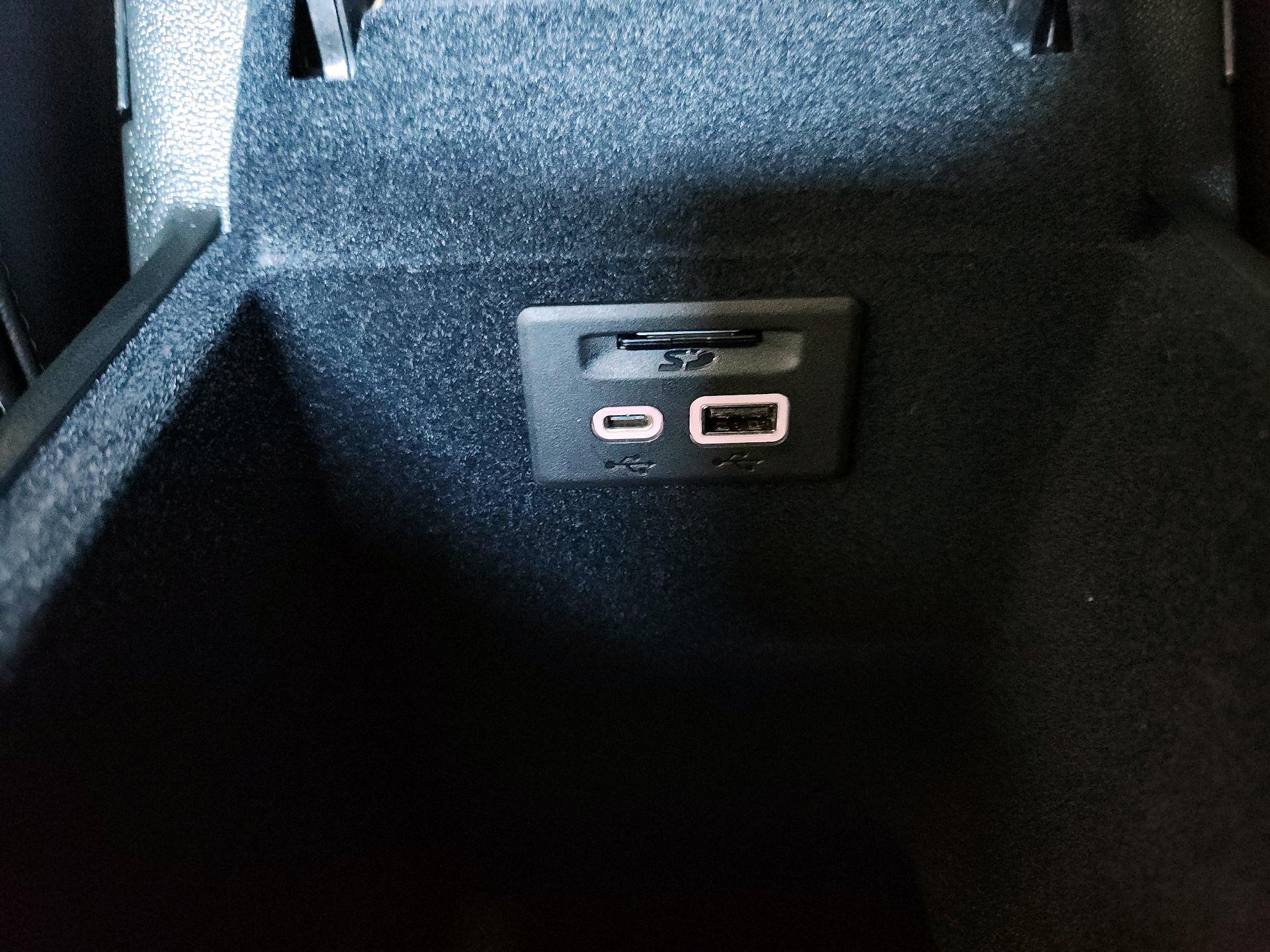 Thumbnail: 2025 Cadillac XT5 - 19