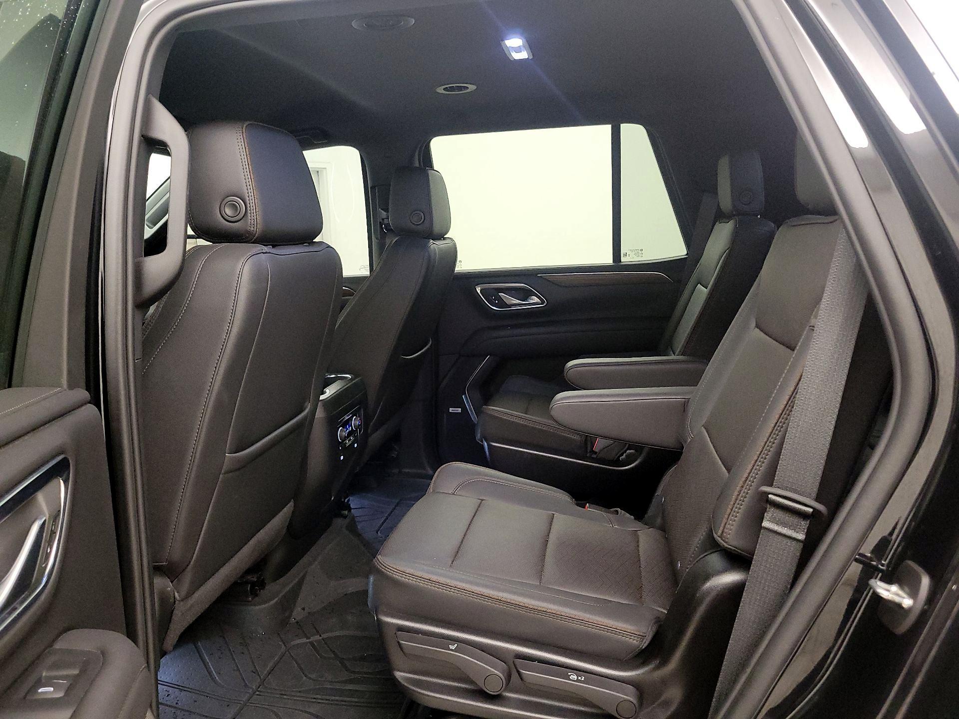 Thumbnail: 2024 Chevrolet Tahoe - 20