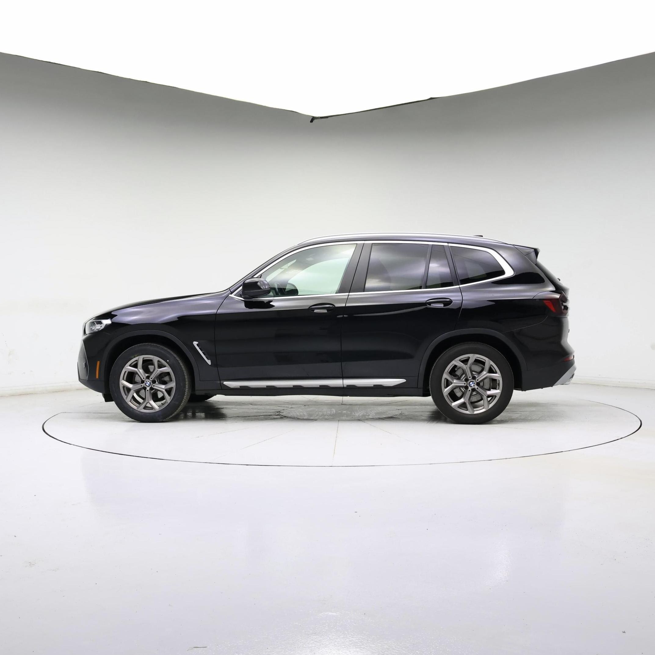 Thumbnail: 2022 BMW X3 - 3