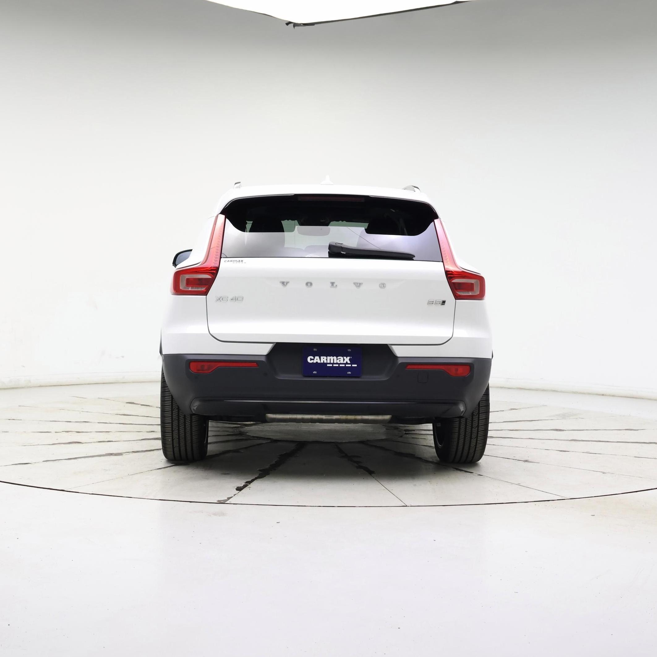 Thumbnail: 2024 Volvo XC40 - 6