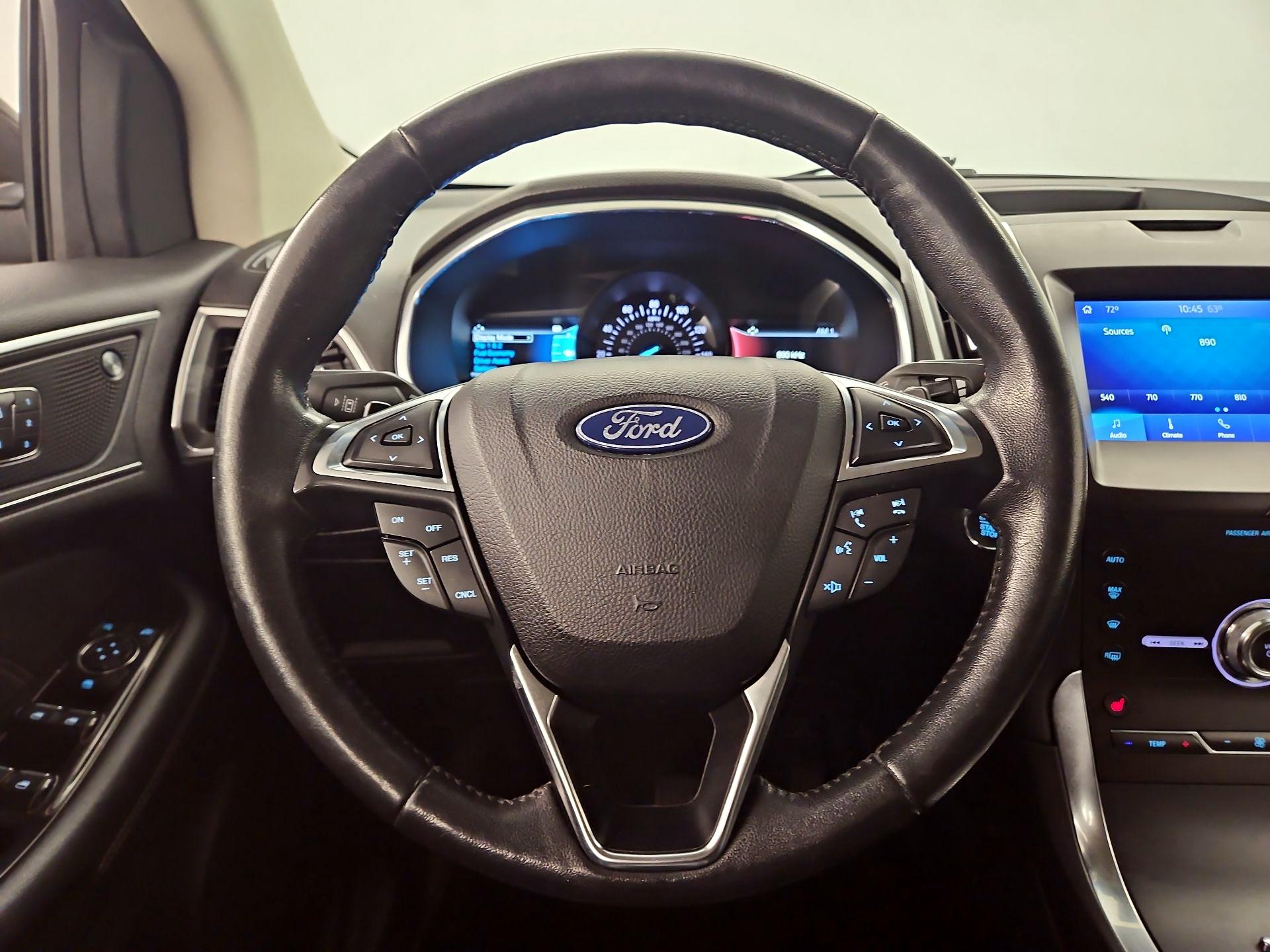 Thumbnail: 2020 Ford Edge - 10