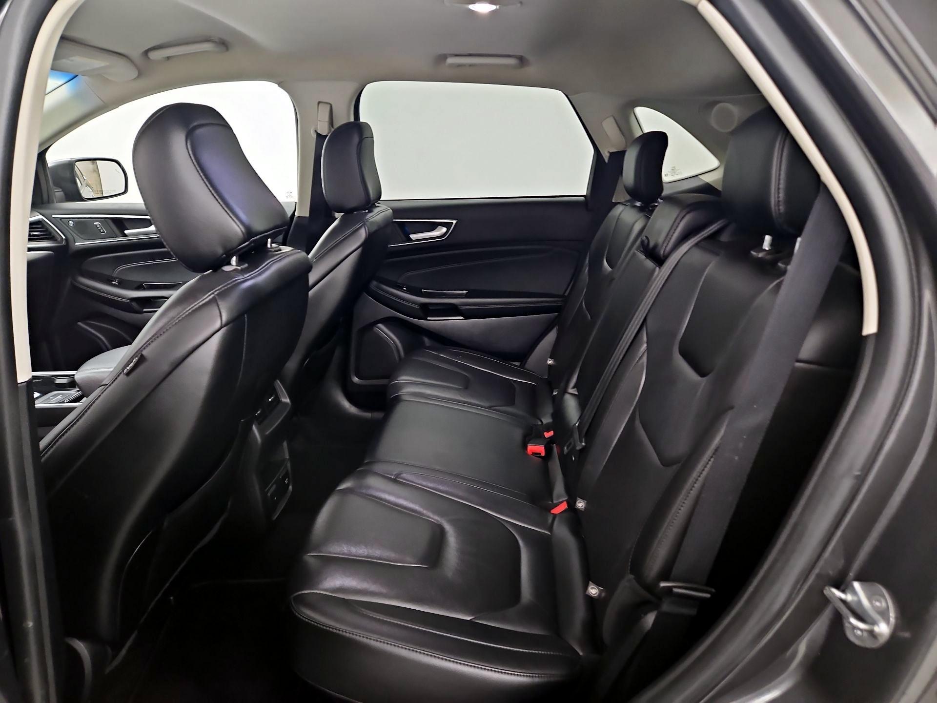 Thumbnail: 2020 Ford Edge - 19