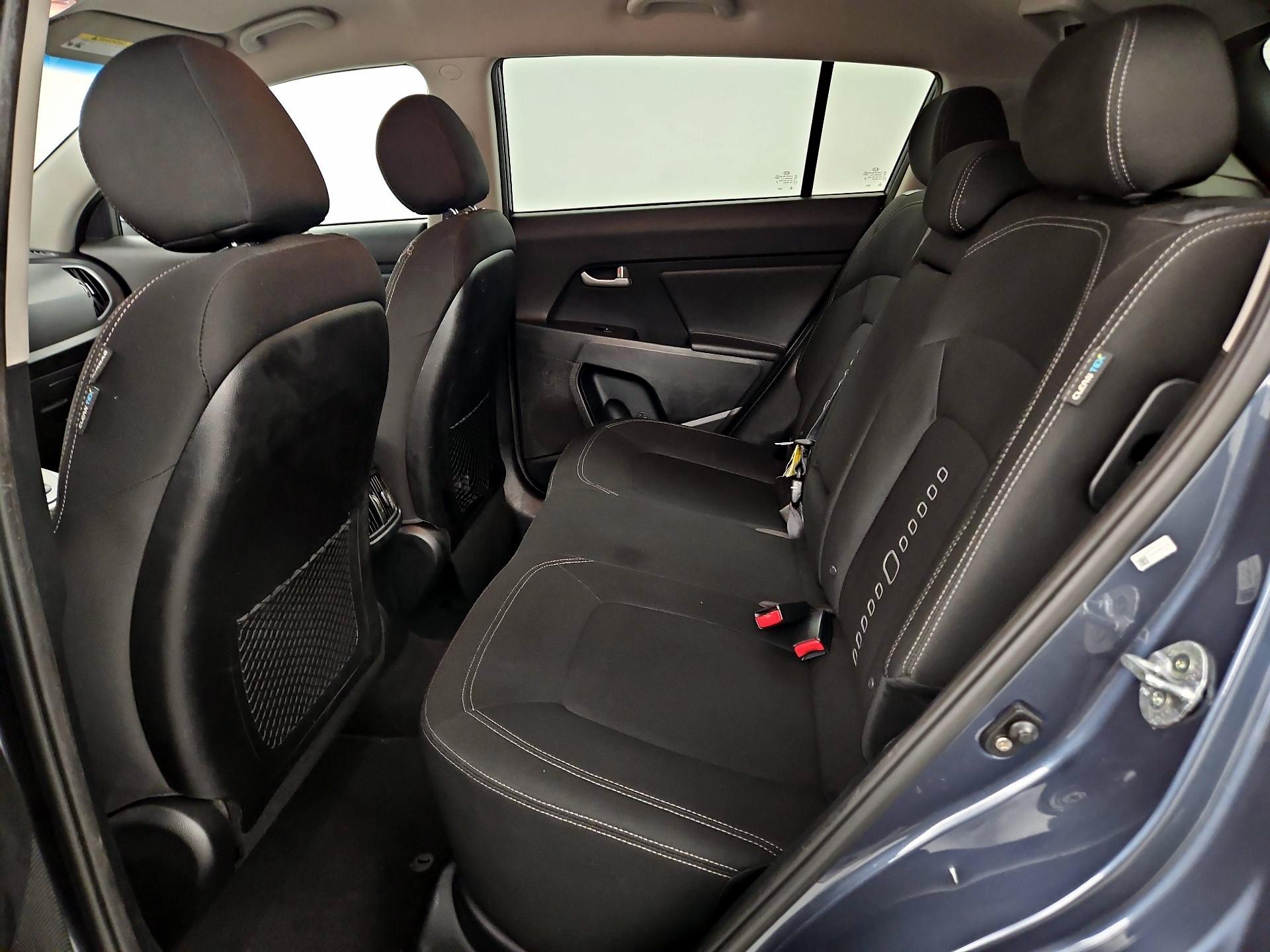 Thumbnail: 2015 Kia Sportage - 19