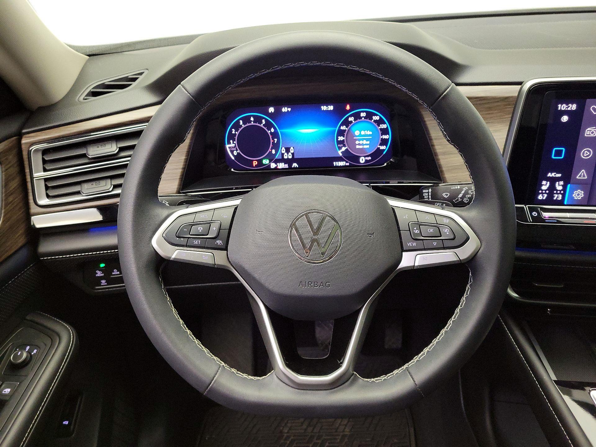 Thumbnail: 2024 Volkswagen Atlas - 10