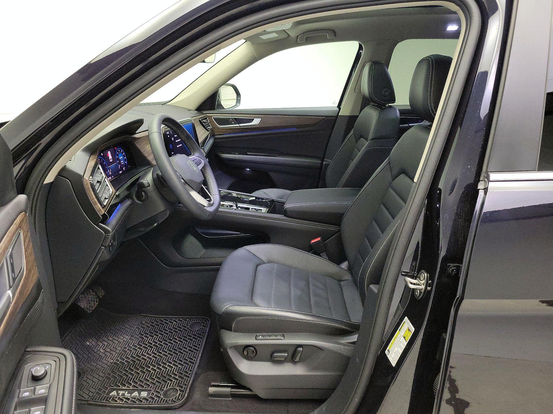 Thumbnail: 2024 Volkswagen Atlas - 11