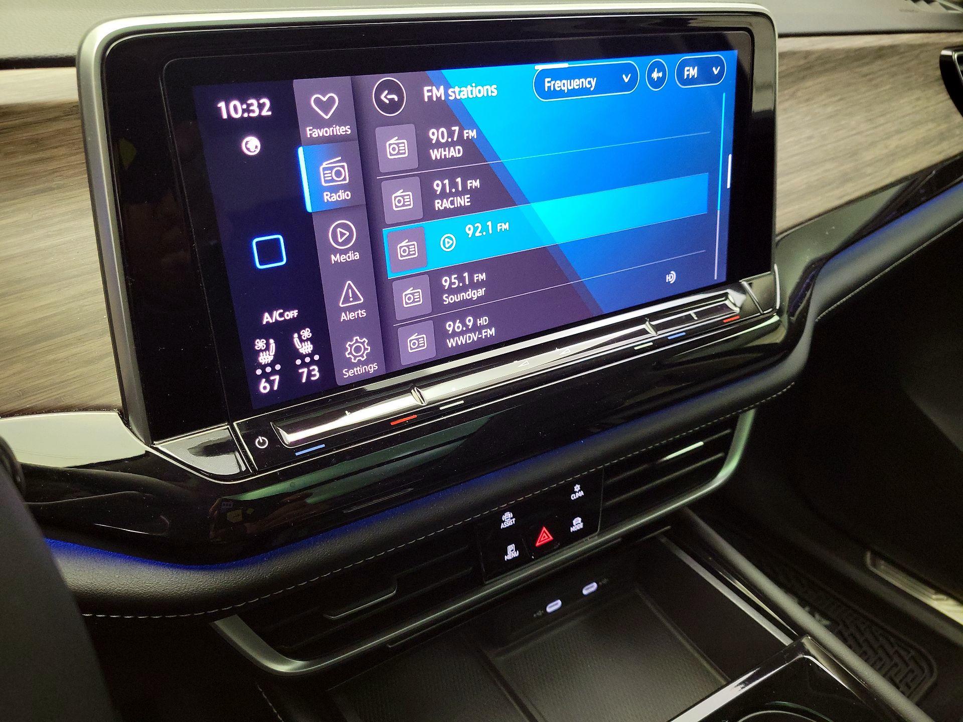 Thumbnail: 2024 Volkswagen Atlas - 16