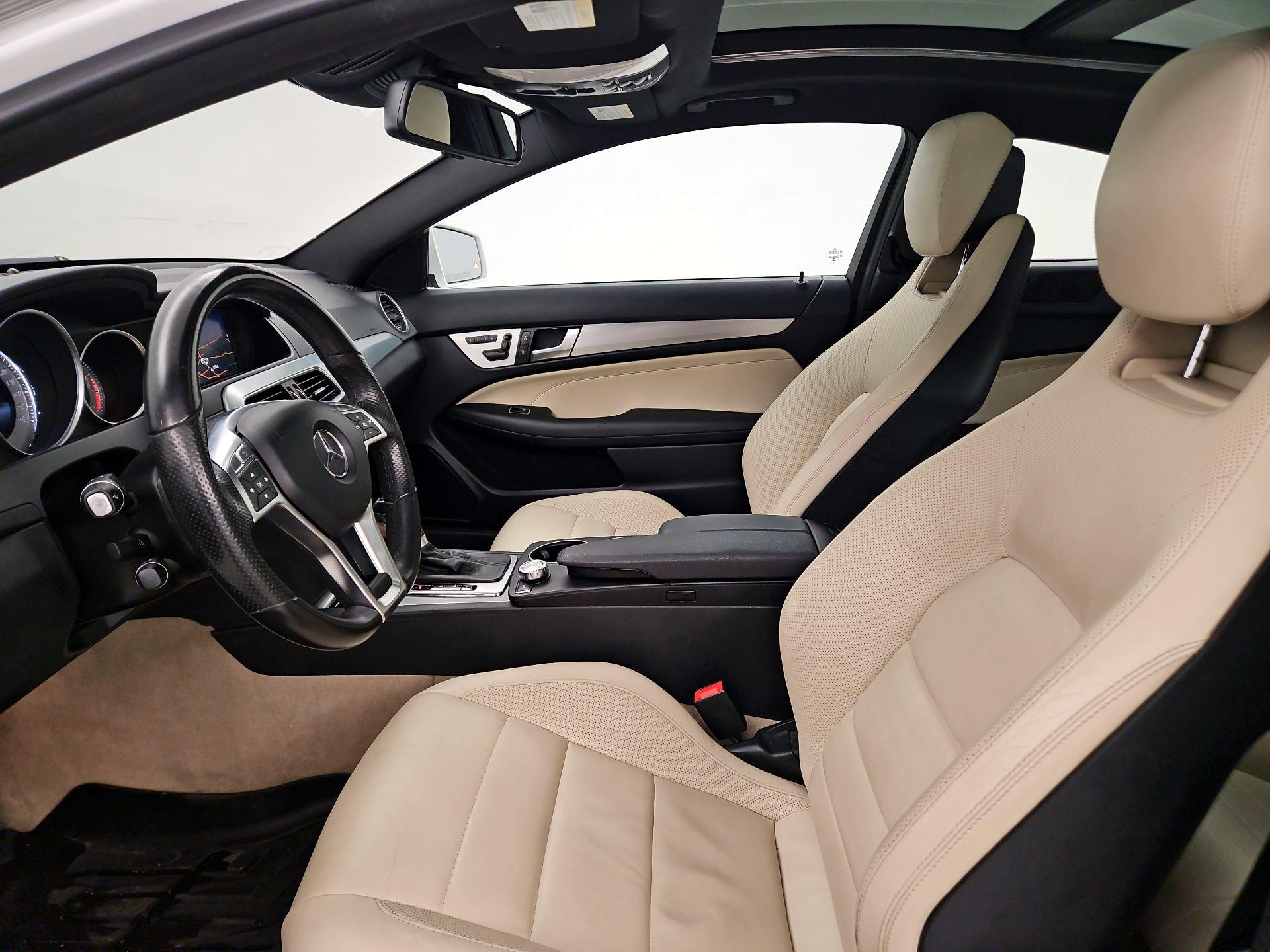 Thumbnail: 2015 Mercedes-Benz C-Class - 11