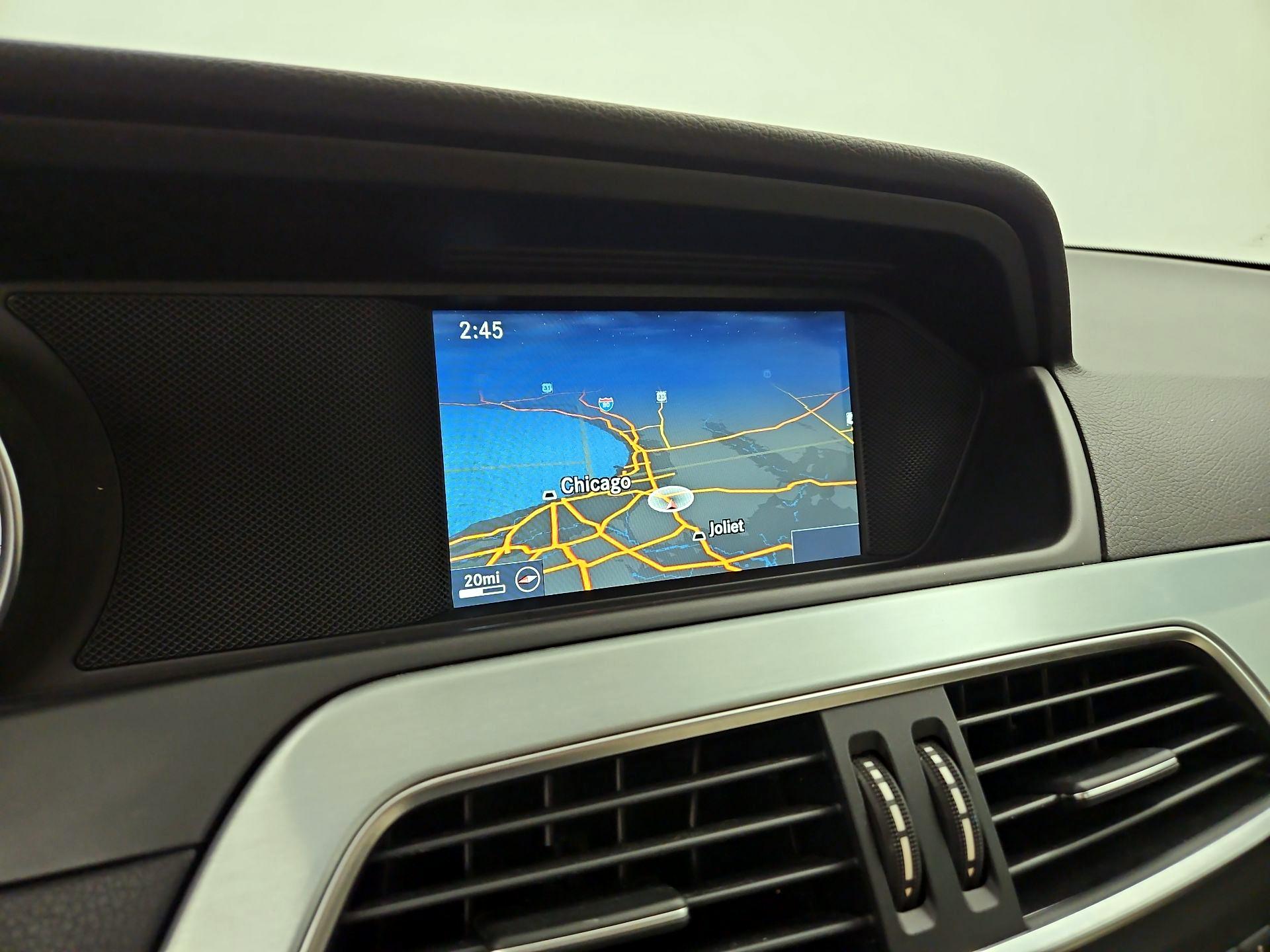 Thumbnail: 2015 Mercedes-Benz C-Class - 14