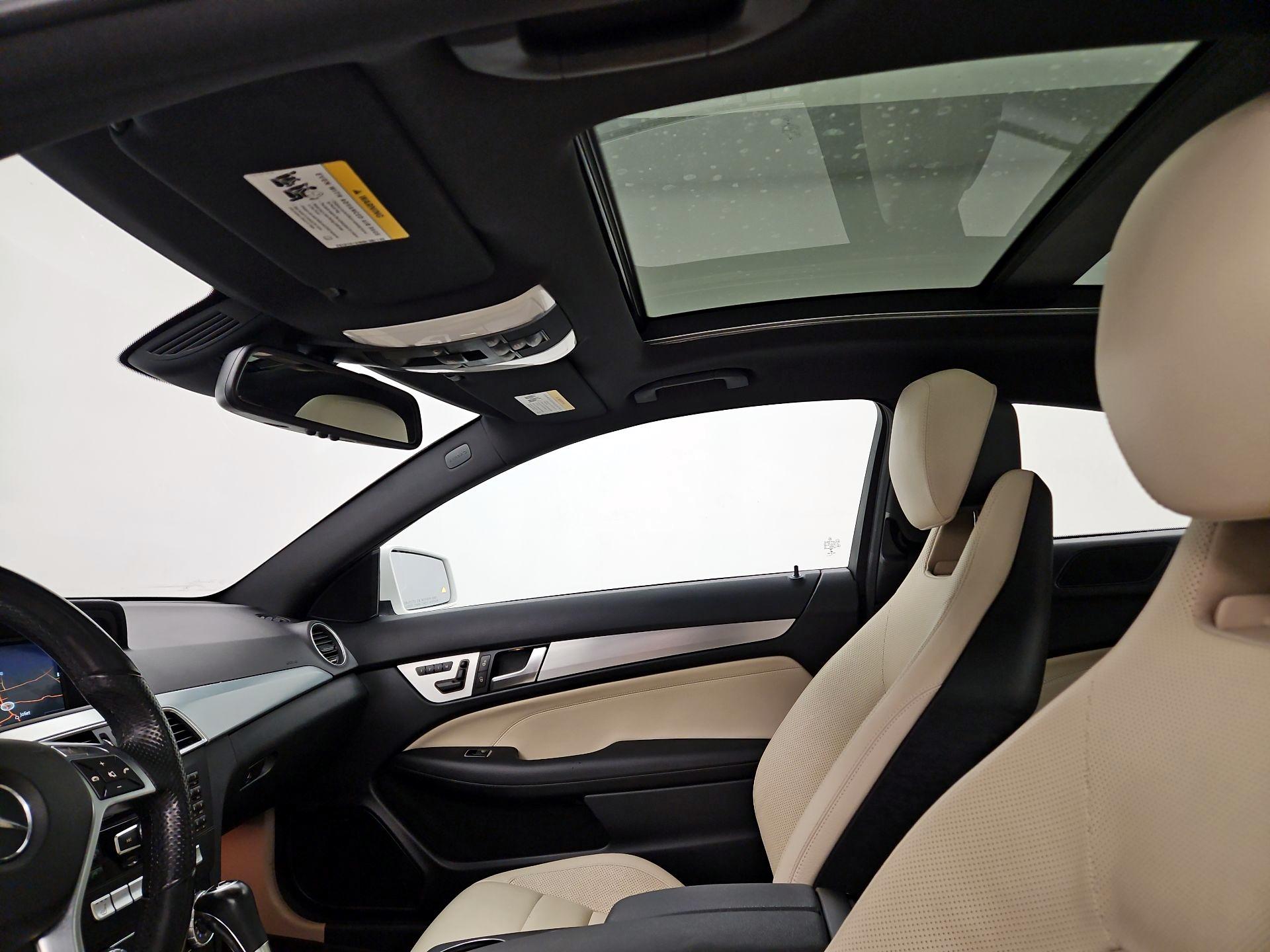 Thumbnail: 2015 Mercedes-Benz C-Class - 20