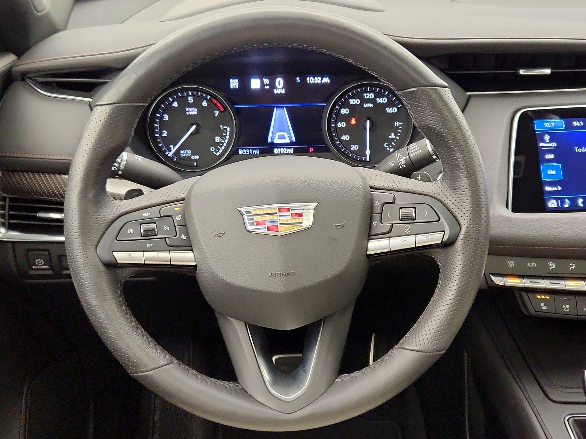 Thumbnail: 2020 Cadillac XT4 - 10