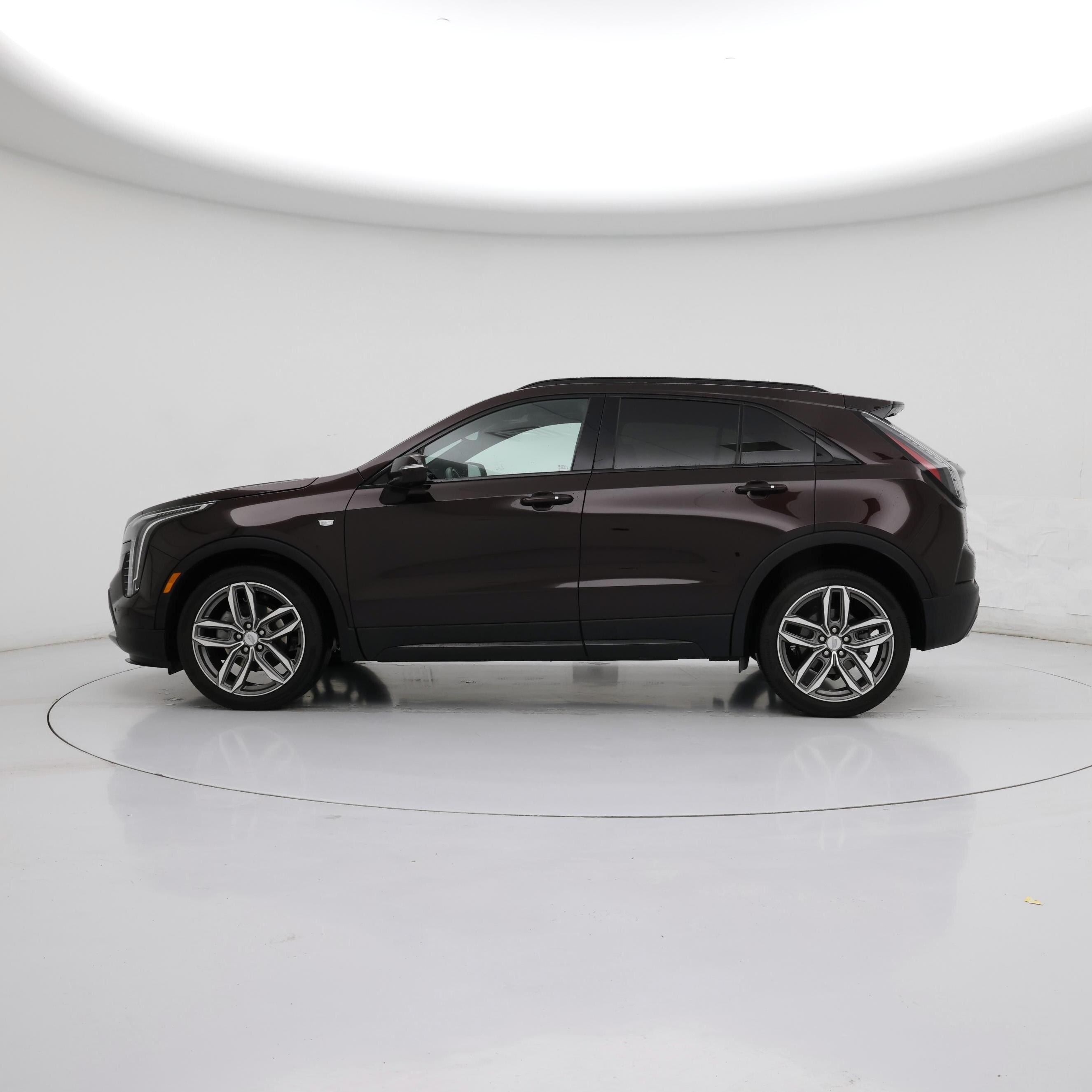 Thumbnail: 2020 Cadillac XT4 - 3