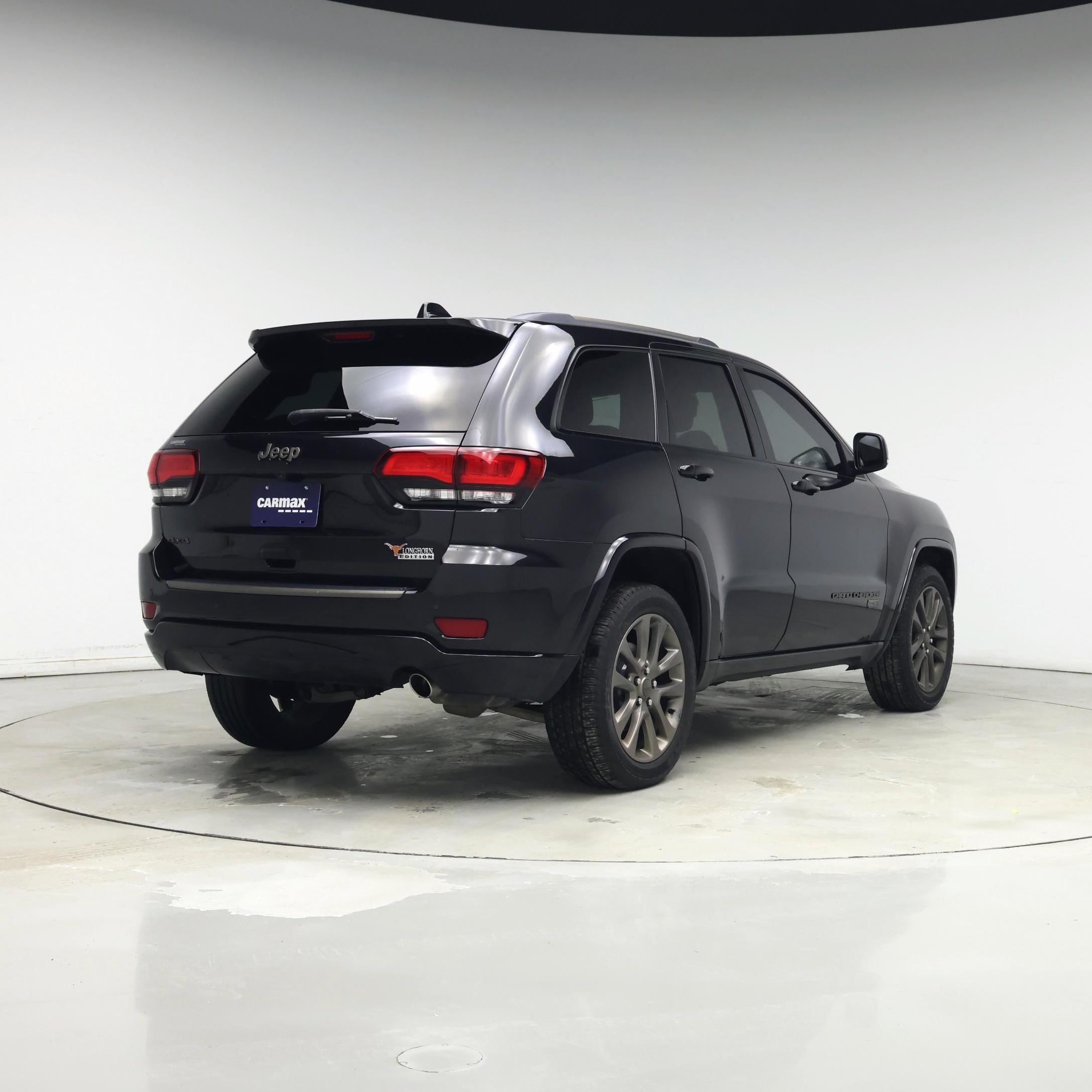 Thumbnail: 2016 Jeep Grand Cherokee - 8