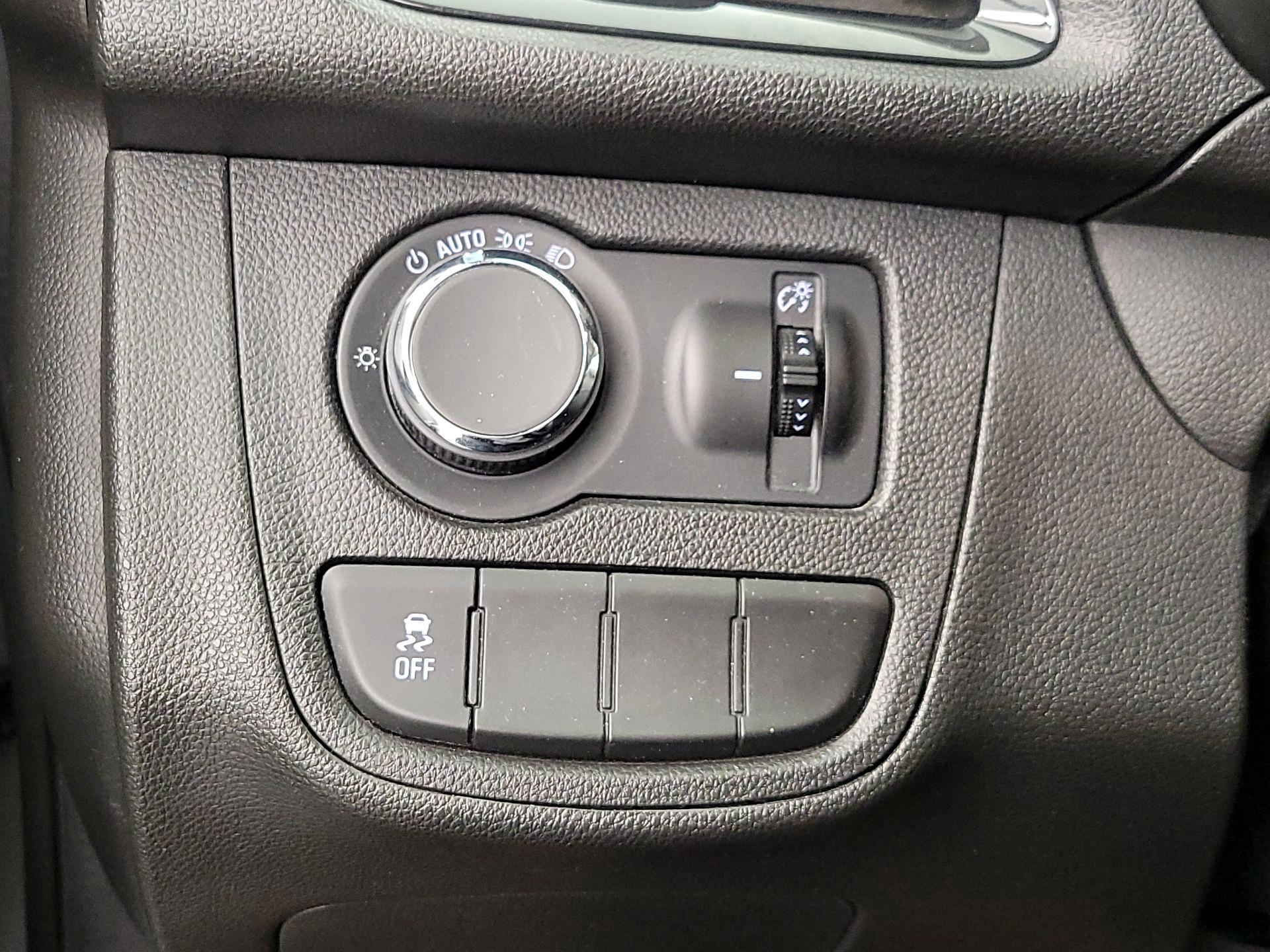 Thumbnail: 2017 Chevrolet Spark - 13