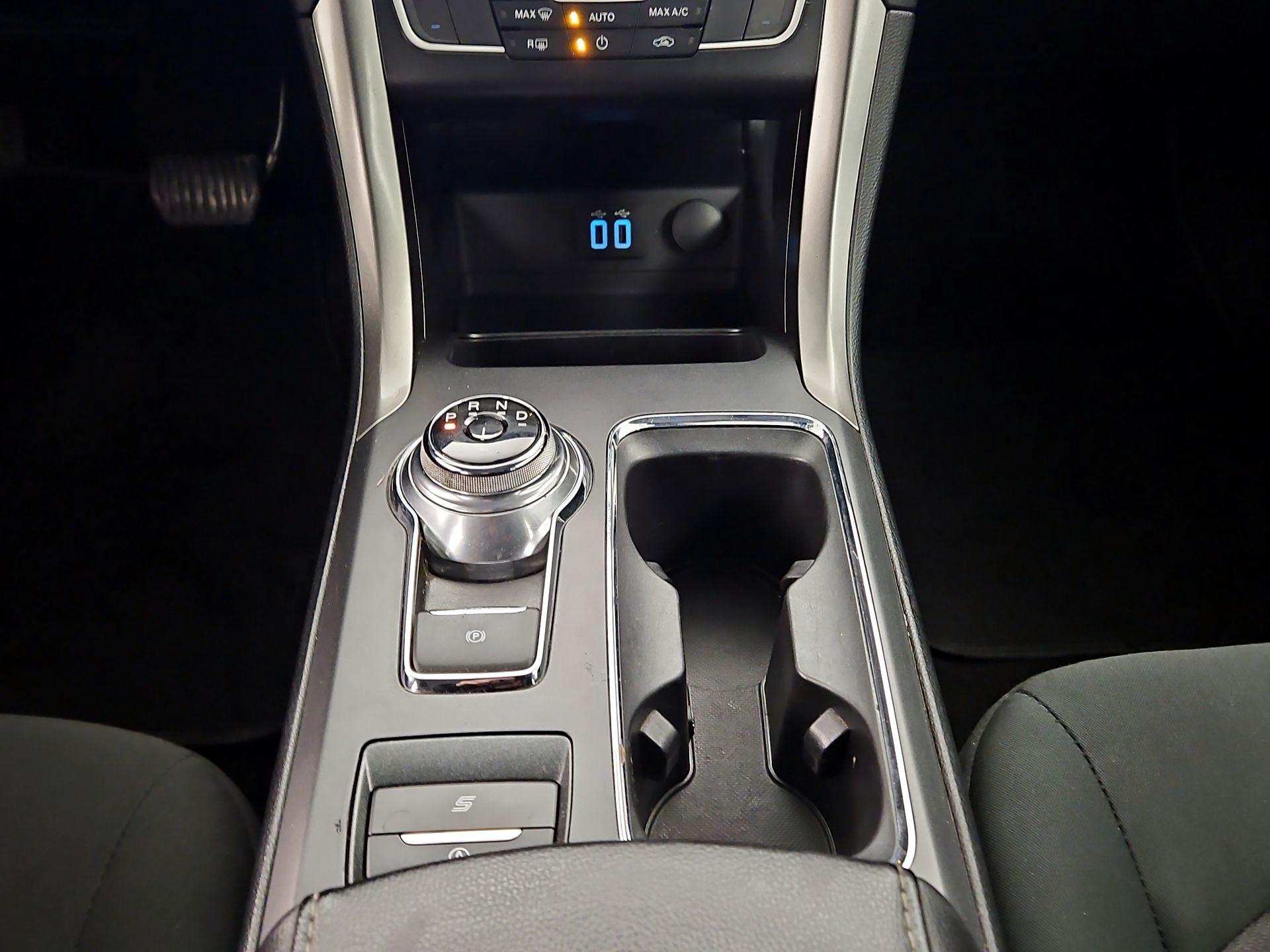 Thumbnail: 2020 Ford Fusion - 17