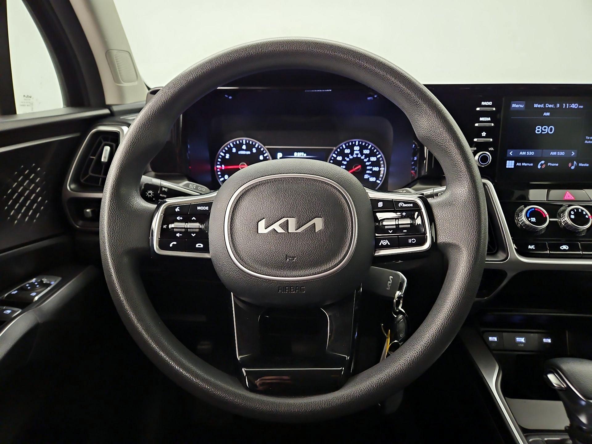 Thumbnail: 2022 Kia Sorento - 10