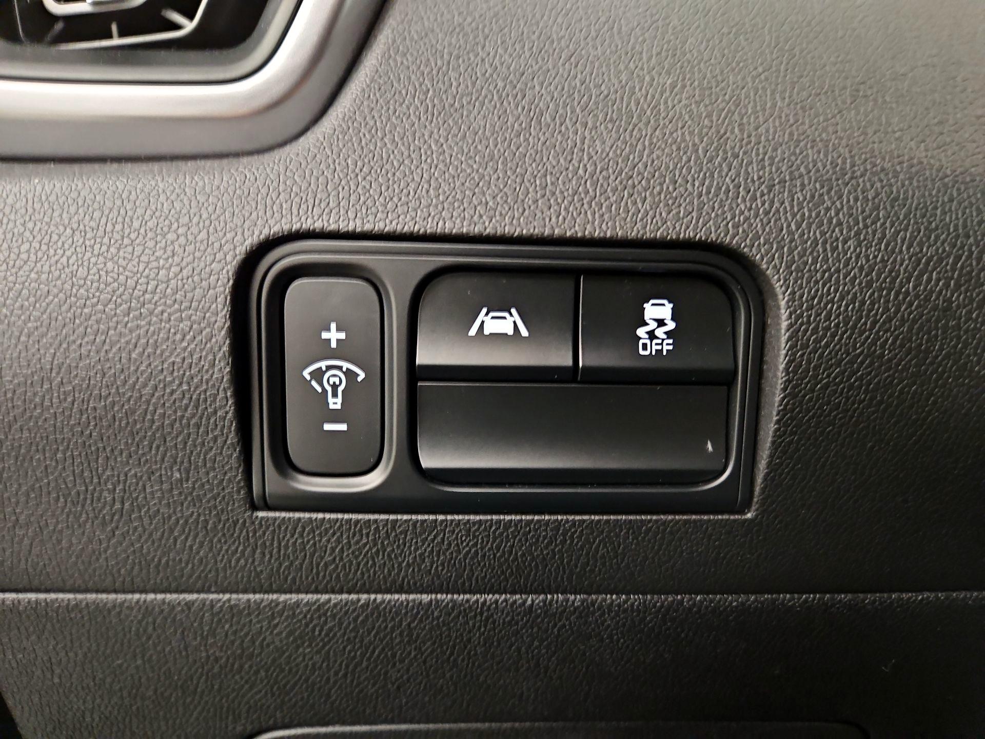 Thumbnail: 2022 Kia Sorento - 13