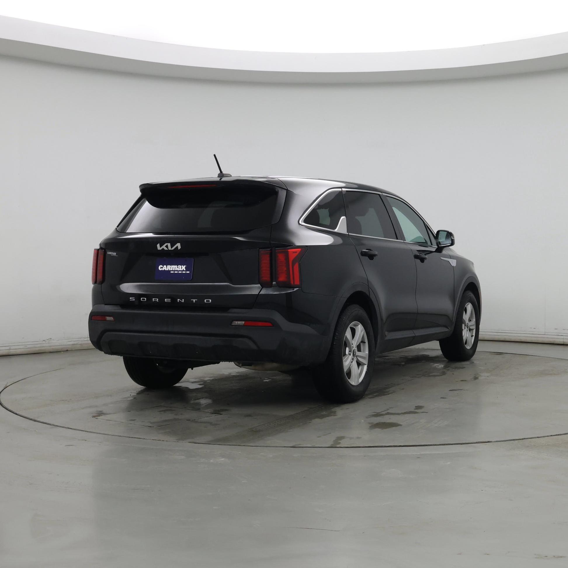 Thumbnail: 2022 Kia Sorento - 8