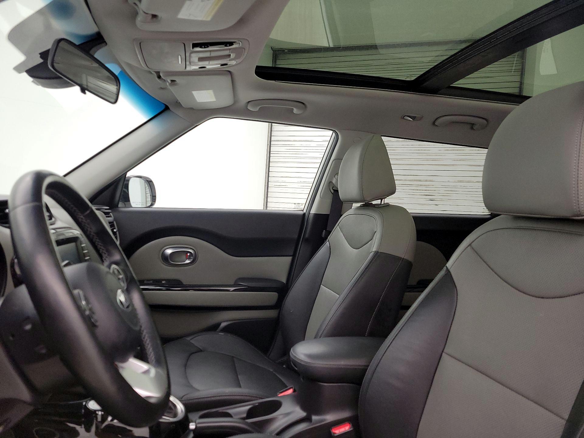 Thumbnail: 2017 Kia Soul - 20