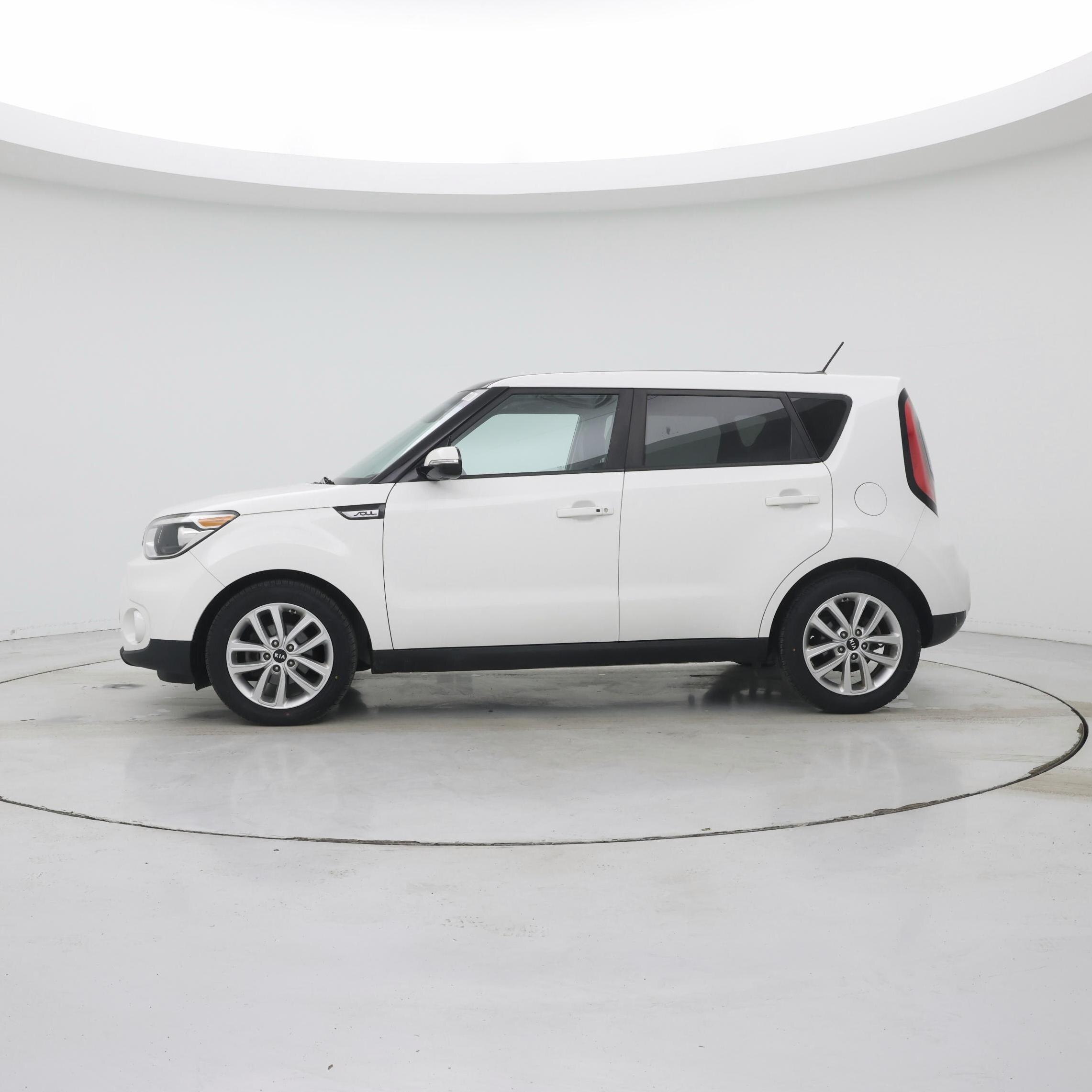 Thumbnail: 2017 Kia Soul - 3