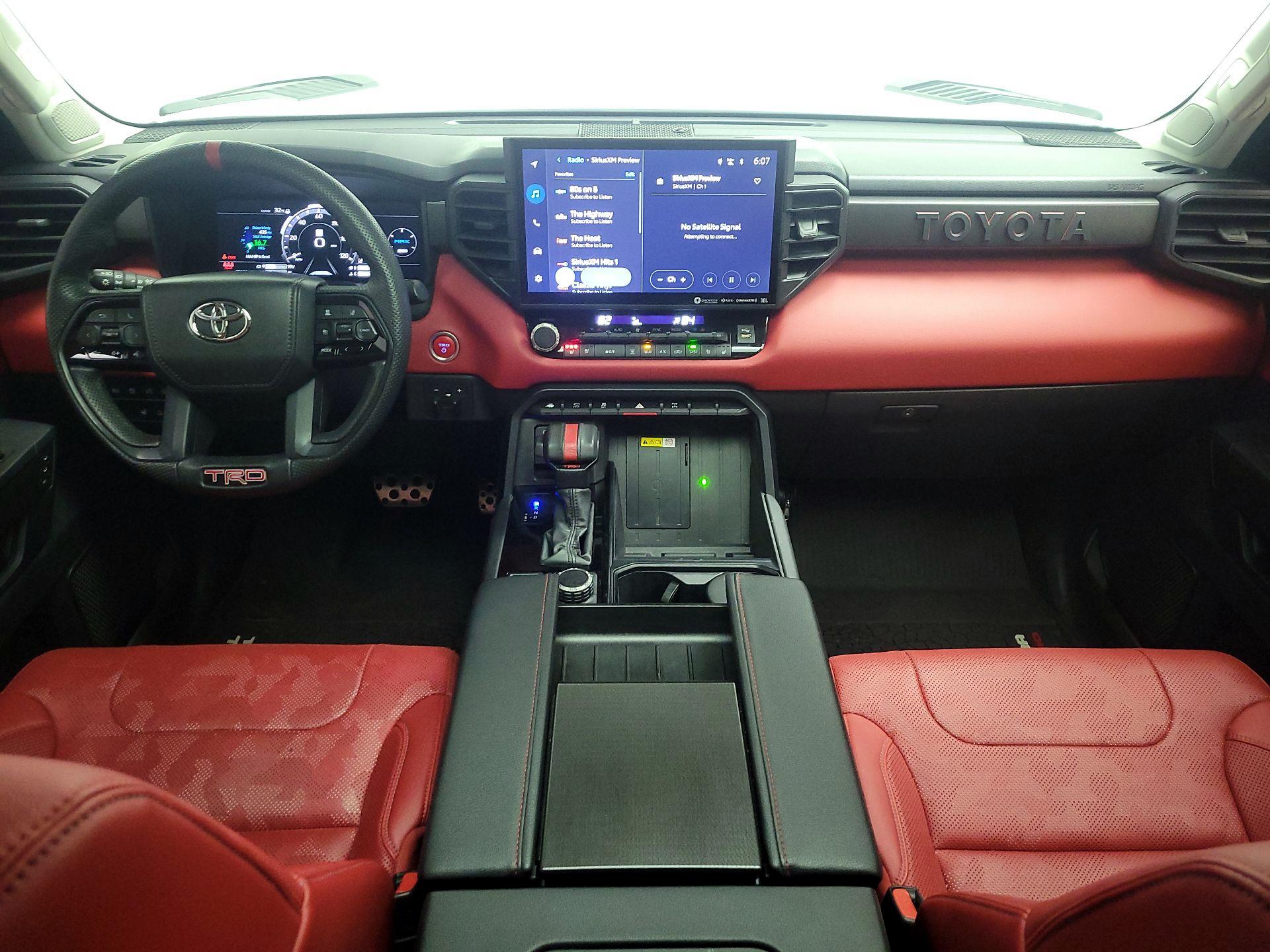 Thumbnail: 2022 Toyota Tundra - 9