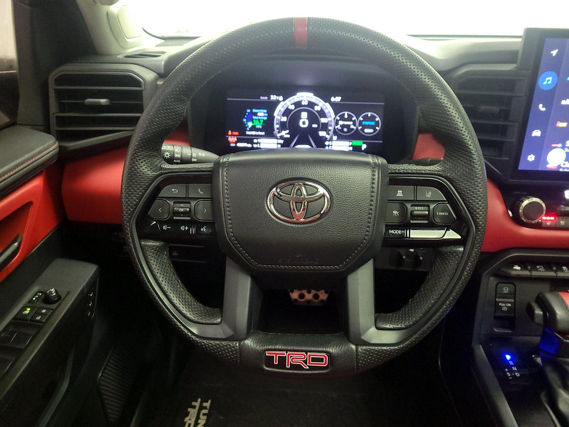 Thumbnail: 2022 Toyota Tundra - 10