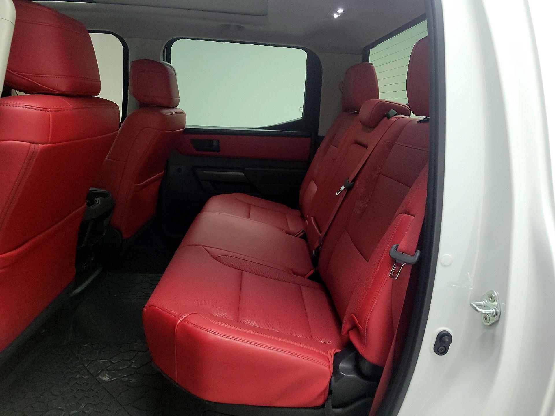 Thumbnail: 2022 Toyota Tundra - 17