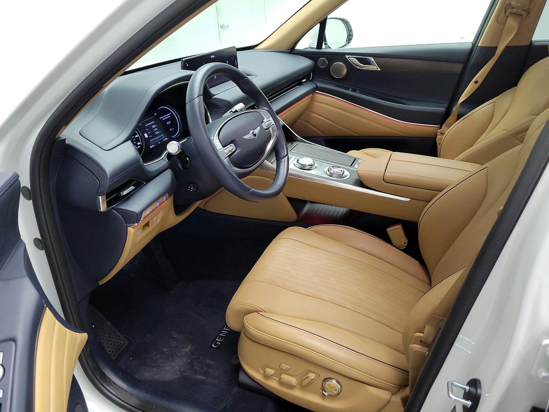 Thumbnail: 2023 Genesis GV80 - 11