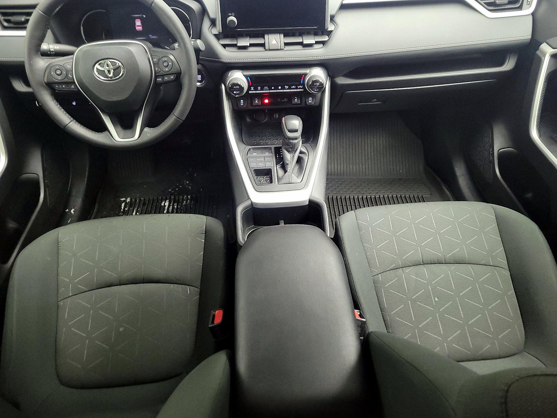 Thumbnail: 2024 Toyota RAV4 - 9