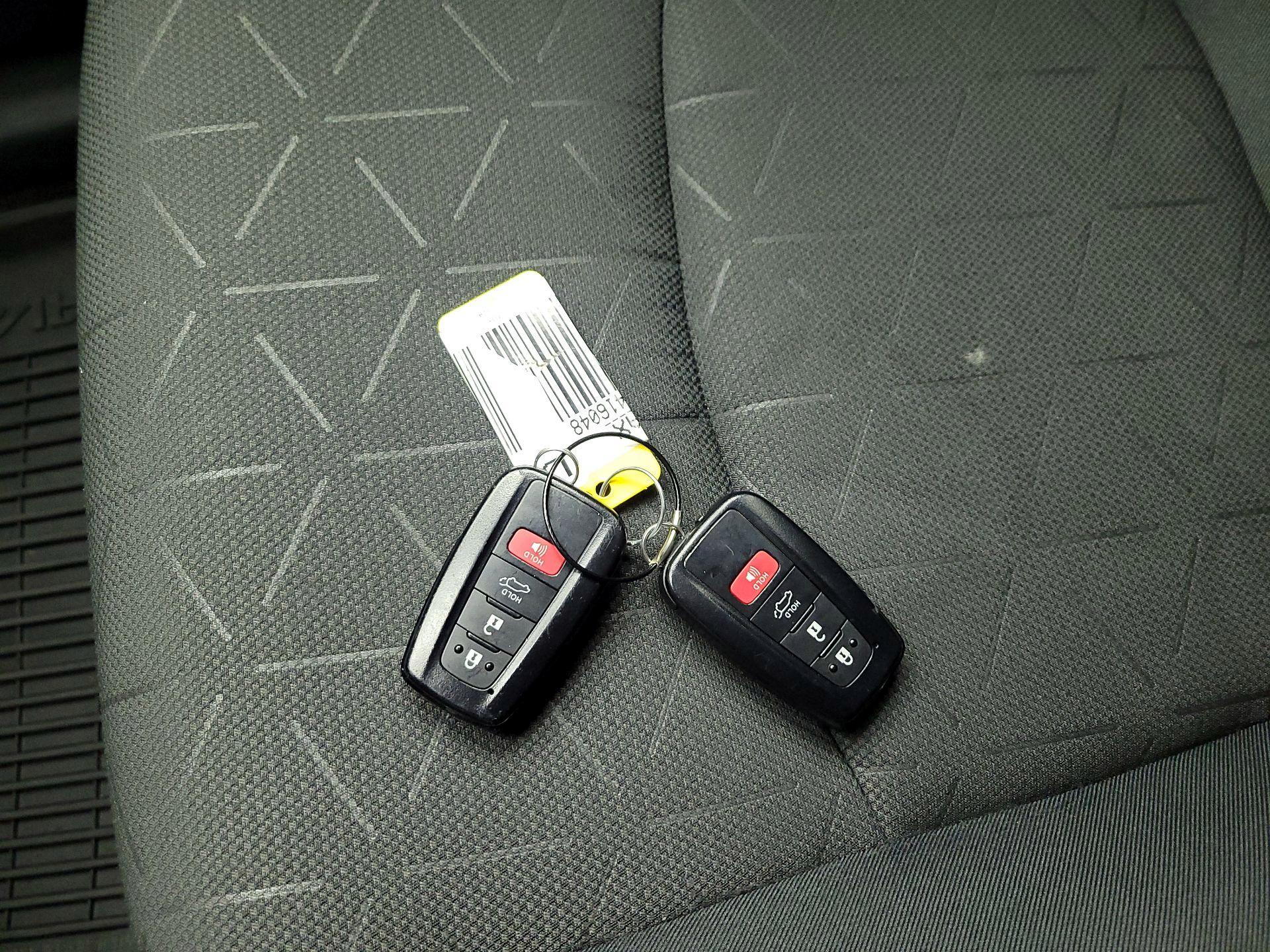 Thumbnail: 2024 Toyota RAV4 - 18