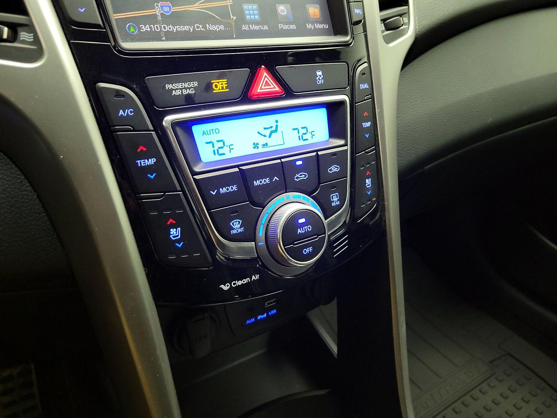 Thumbnail: 2017 Hyundai Elantra - 17